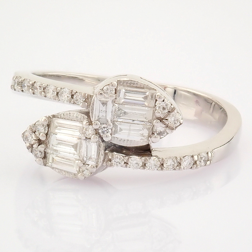 Certificated 14K White Gold Baguette Diamond & Diamond Ring (Total 0.34 ct Stone) - Image 7 of 11