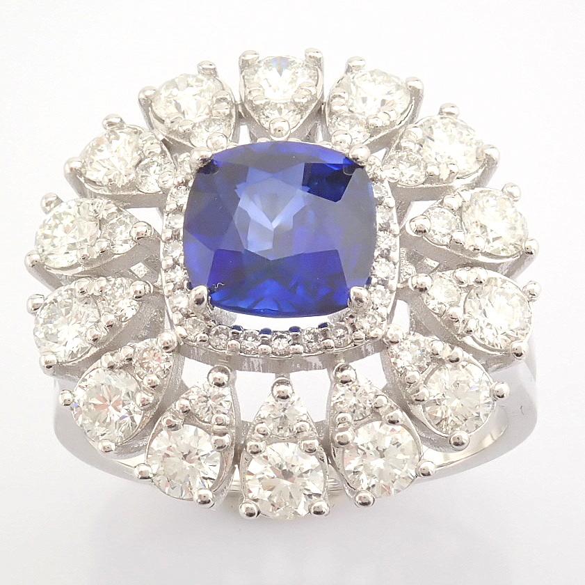 Certificated 14K White Gold Diamond & Sapphire Ring (Total 3.17 ct Stone) - Image 9 of 13