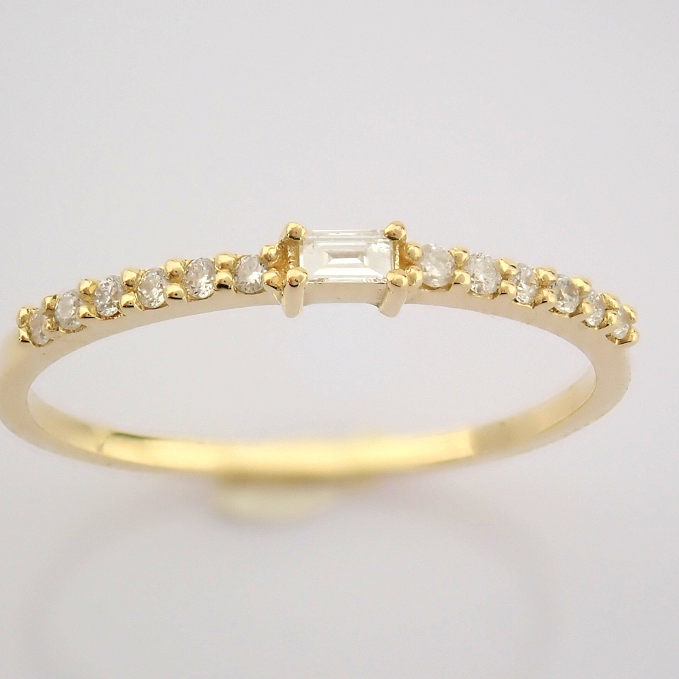 Certificated 14K Yellow Gold Diamond Ring (Total 0.11 ct Stone) - Image 2 of 12