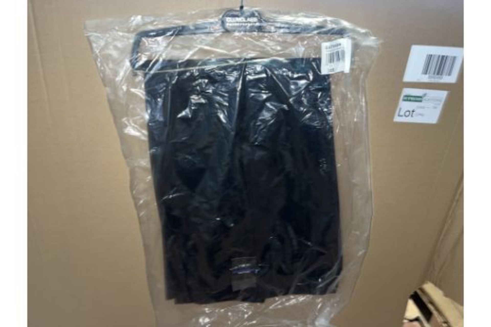 30 X BRAND NEW ASSORTED LADIES BLACK TROUSERS IN VARIOUS SIZES R15-4