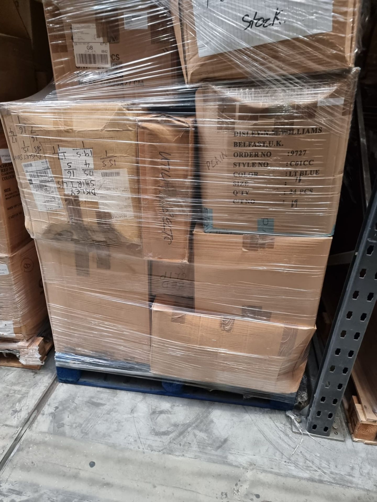 LARGE PALLET OF ASSORTED WORKWEAR STOCK. PALLETS MAY INCLUDE ITEMS SUCH AS: HI-VIZ JACKETS, HI-VIZ - Image 14 of 23