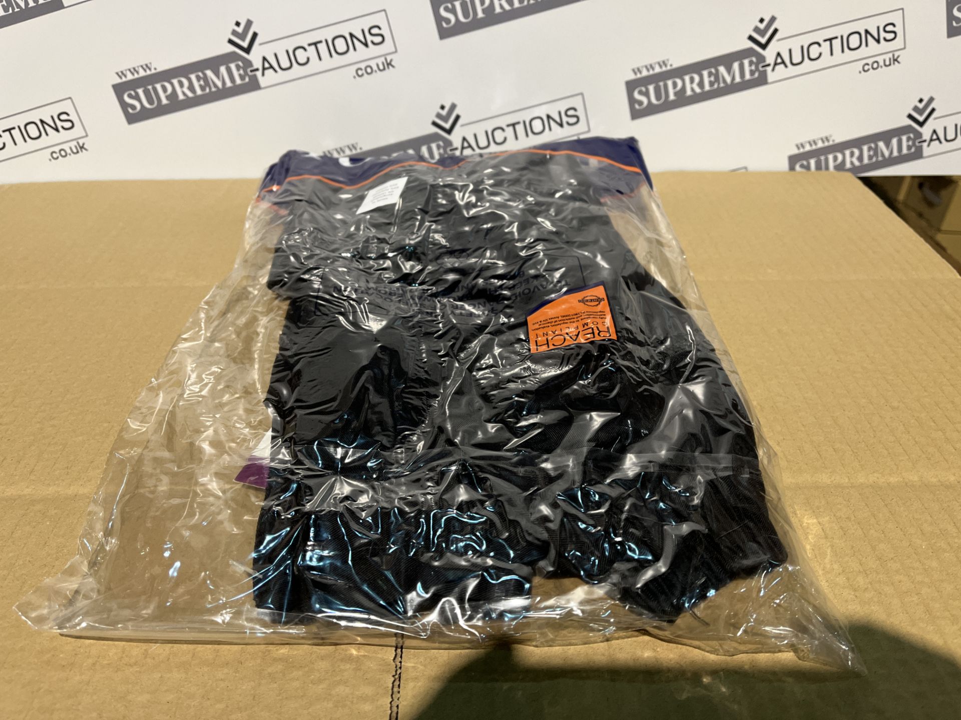 16 X BRAND NEW PORTWEST BLACK ACTION PROFESSIONAL WORK SHORTS IN VARIOUS SIZES R16-5