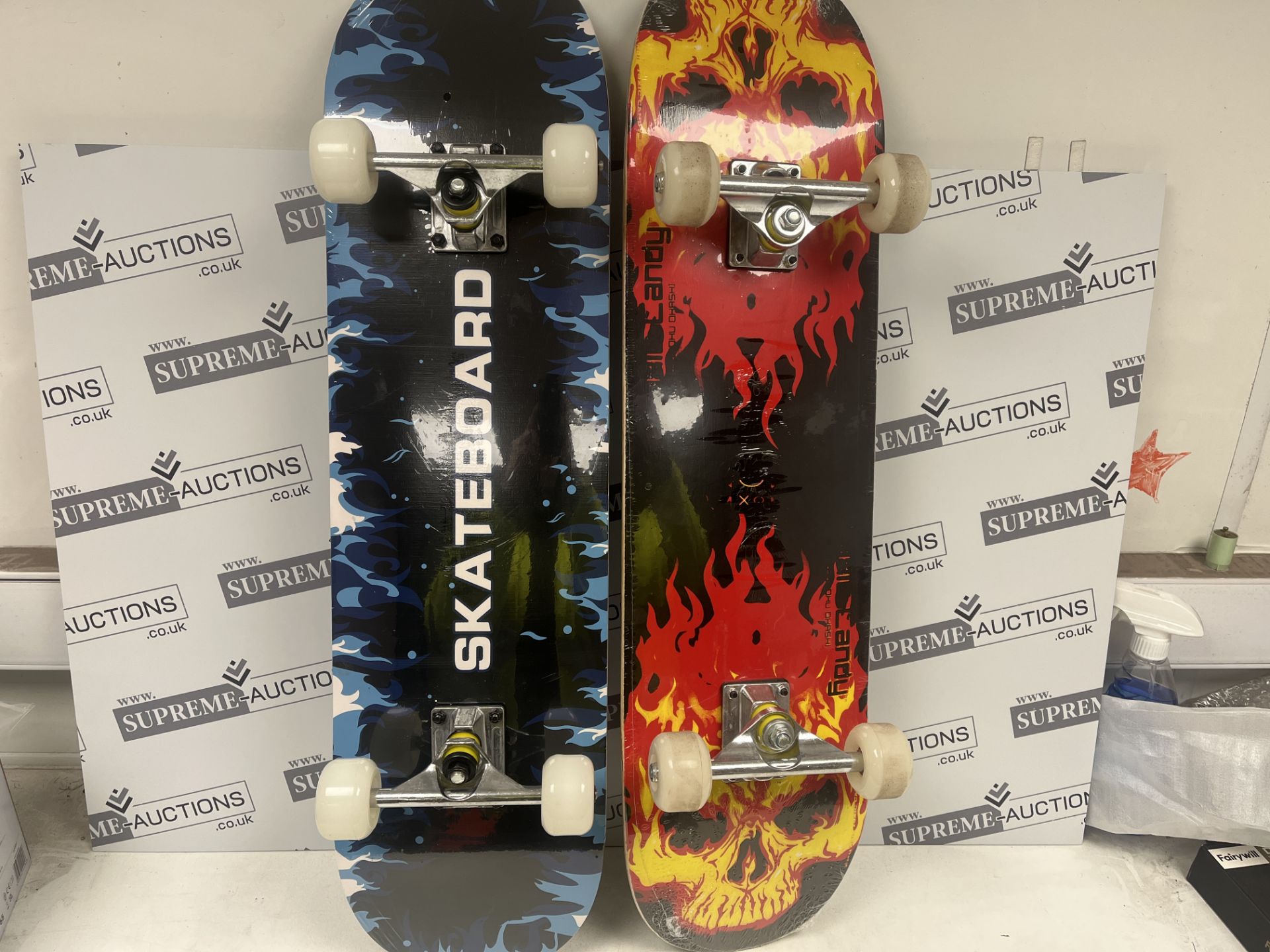 15 X BRAND NEW ASSORTED SKATEBOARDS IN VARIOUS DESIGNS INSL