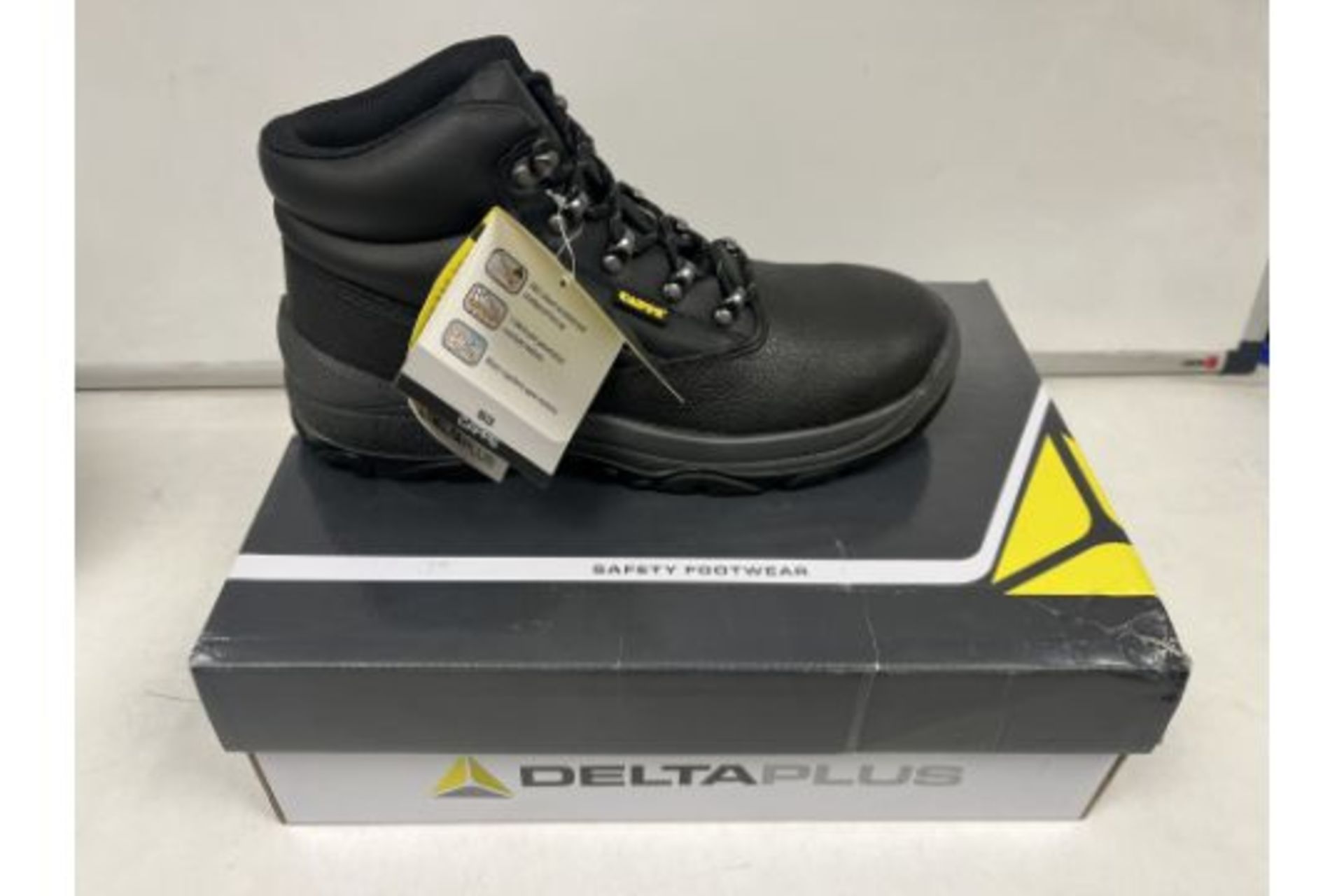 4 x NEW BOXED PAIRS OF DELTA PLUS S3 METAL TOE CAPPED WORK SAFETY BOOTS. SIZE UK 9. (ROW19RACK)