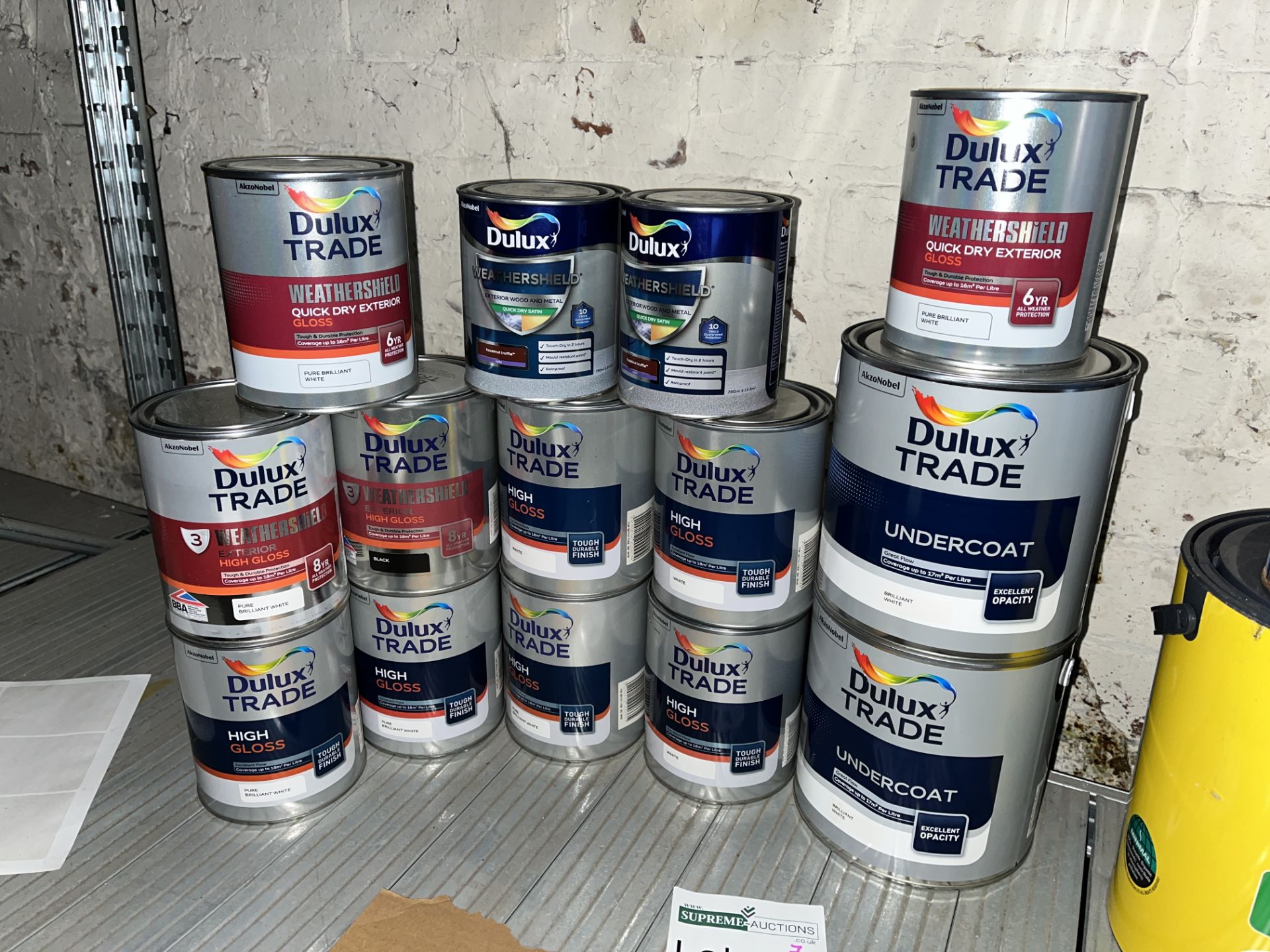 14 PIECE MIXED DULUX TRADE PAINT LOT IN VARIOUS COLOURS S2