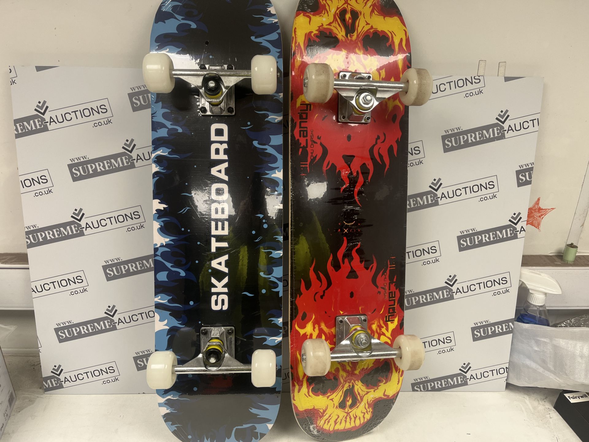 15 X BRAND NEW ASSORTED SKATEBOARDS IN VARIOUS DESIGNS INSL