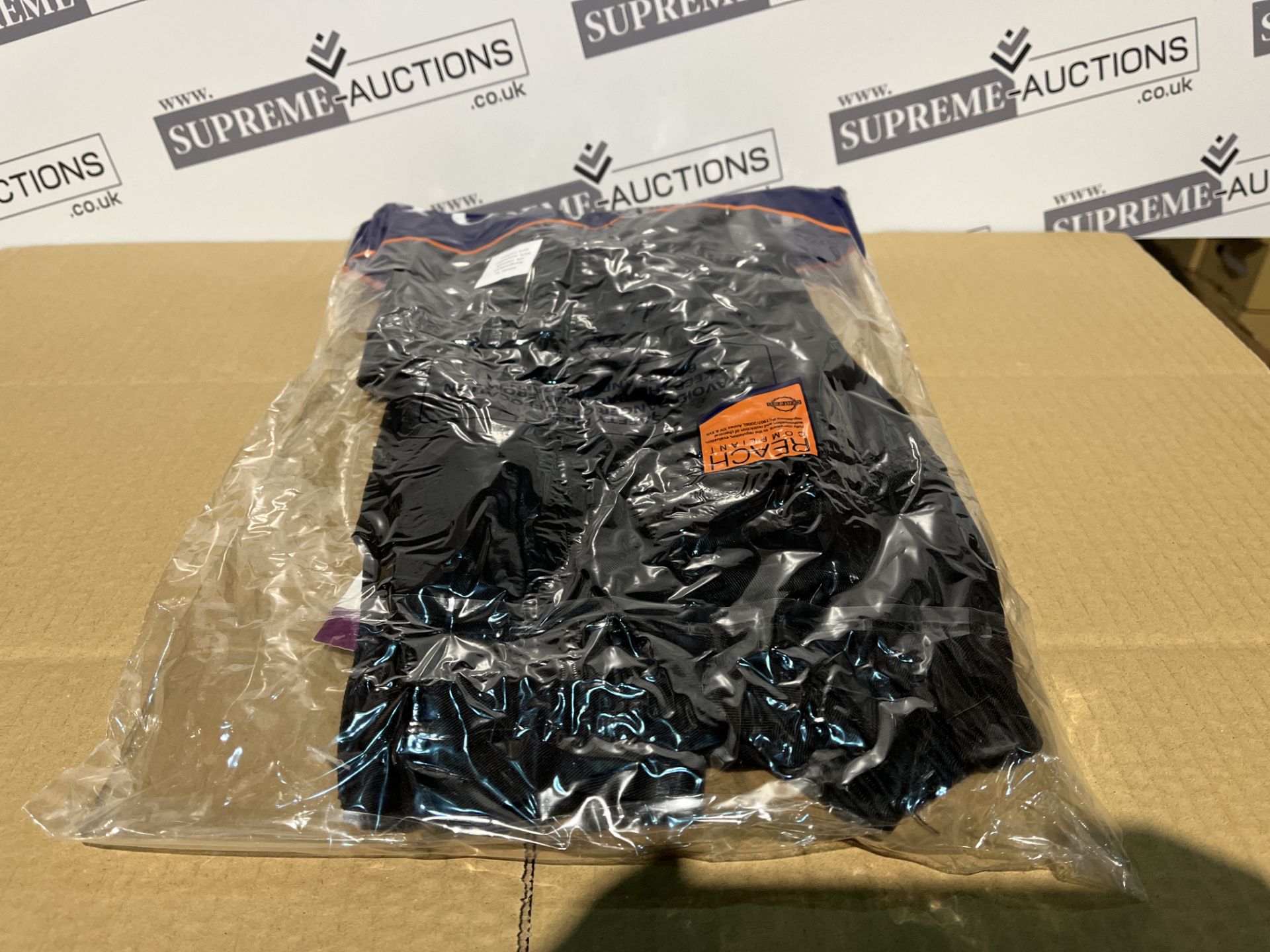 18 X BRAND NEW PORTWEST BLACK ACTION PROFESSIONAL WORK SHORTS IN VARIOUS SIZES R16-5