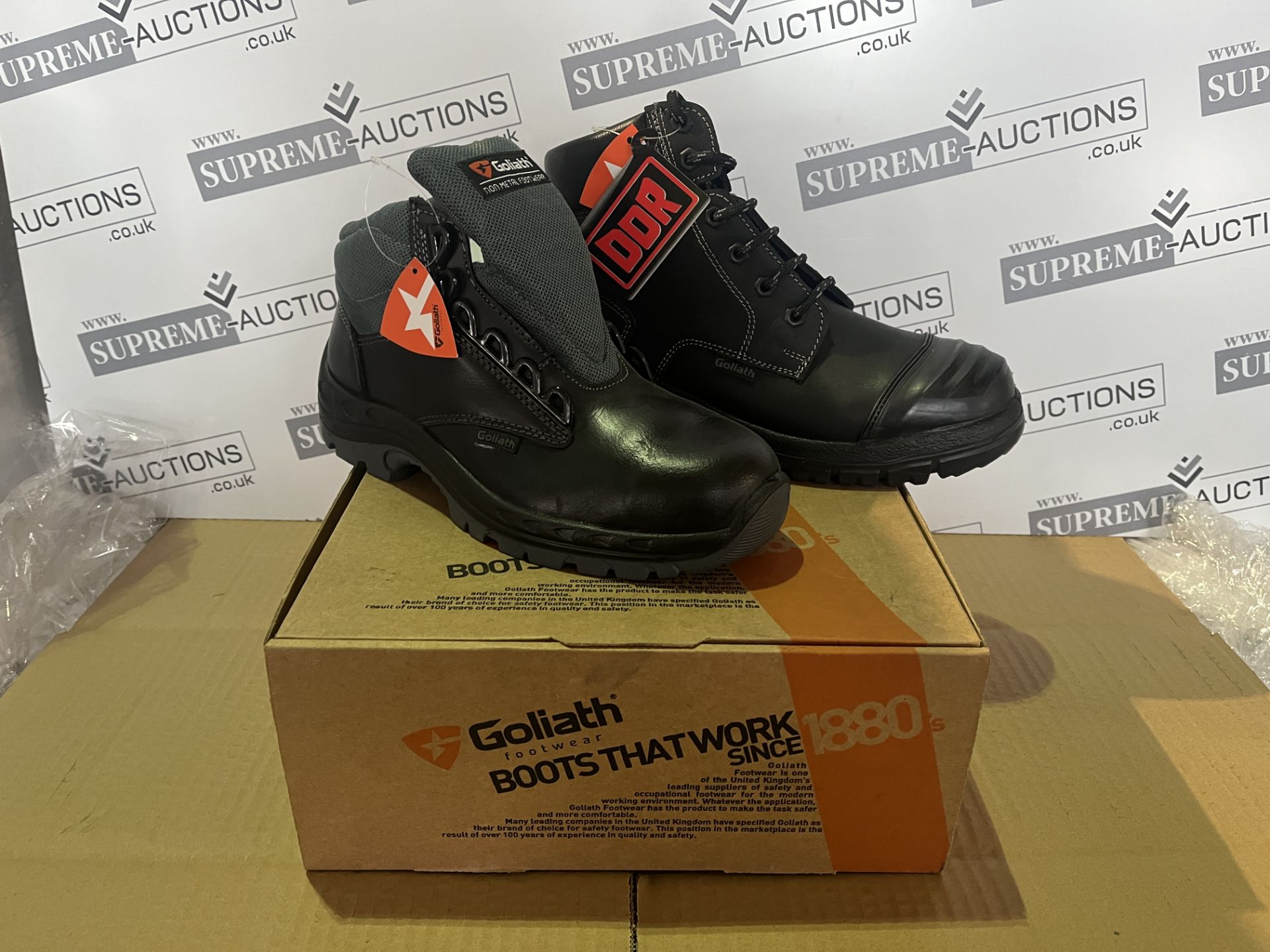 4 X BRAND NEW GOLIATH PROFESSIONAL WORK BOOTS IN VARIOUS STYLES AND SIZES R15-8
