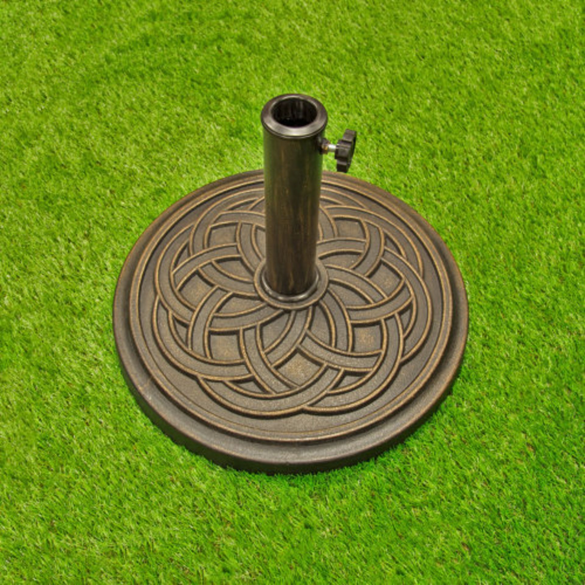 BRAND NEW CELTIC PATTERN RESIN PARASOL BASE 12KG BRONZE