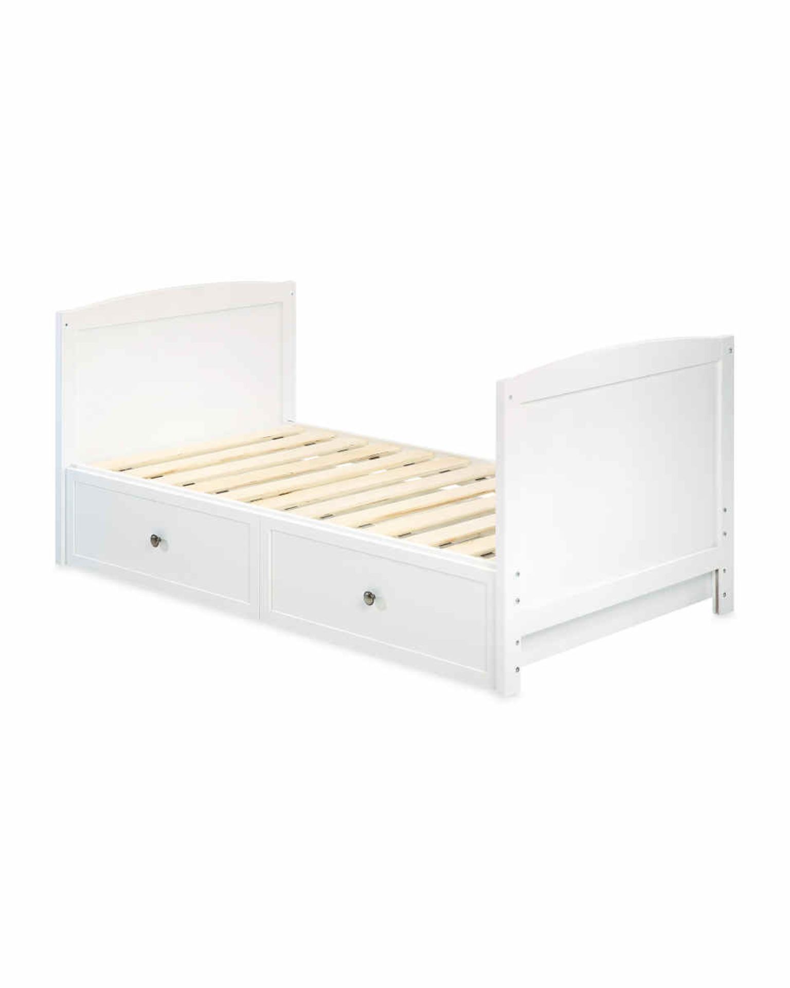 Mamia Nursery Cot Bed. - ROW6. Putting your little angel down for a nap isn't always the easiest - Image 2 of 4