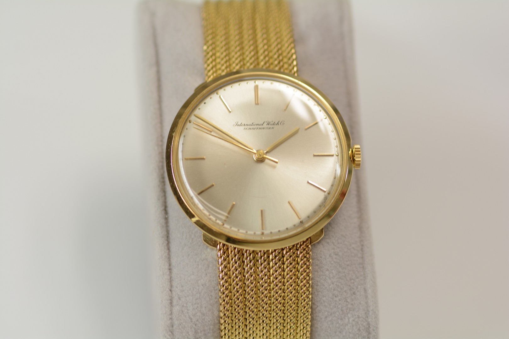 IWC / Schaffhausen - Gentlmen's Yellow gold Wrist Watch - Image 9 of 9