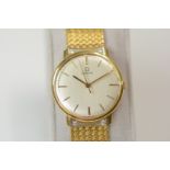 Omega / Vintage Diamond - All 18K - Gentlmen's Yellow gold Wrist Watch