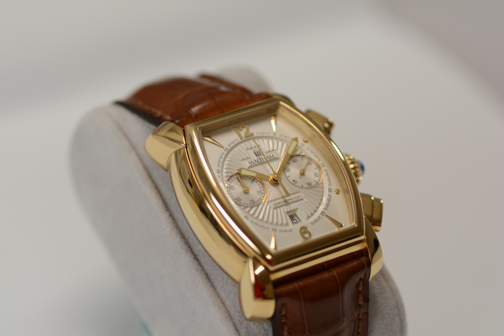 Waltham / LW48 - Gentlmen's Yellow gold Wrist Watch - Image 9 of 14