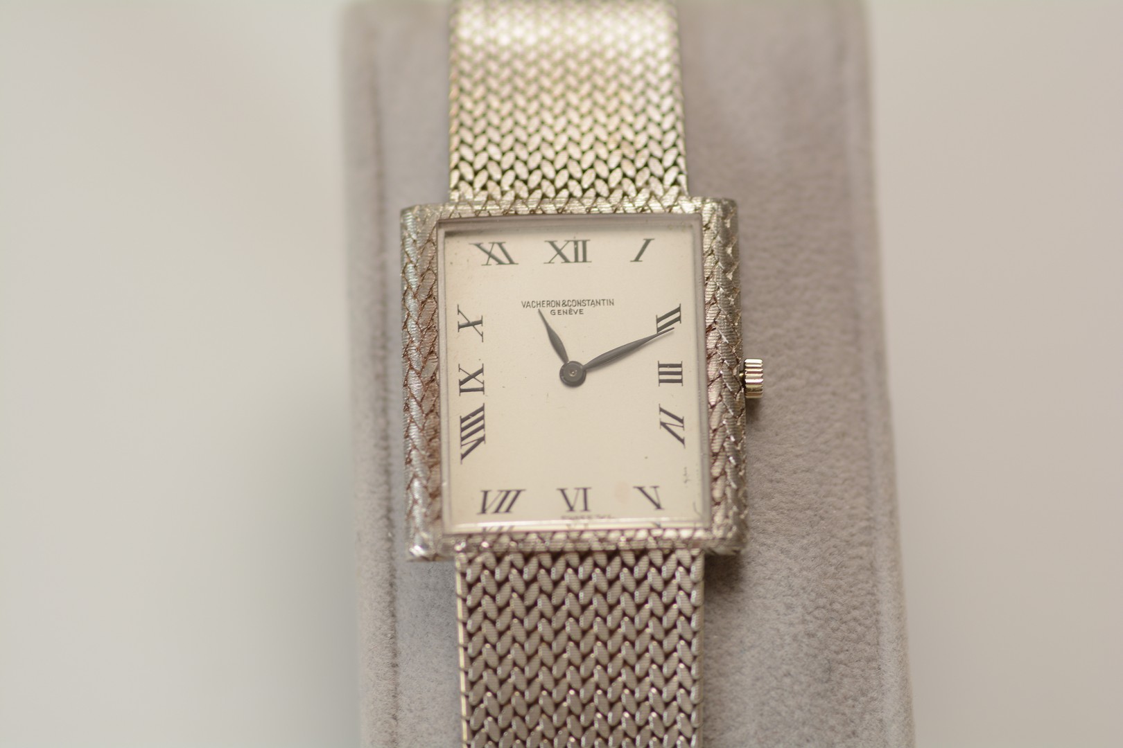 Vacheron Constantin / Rectangular - Ultra thin - 1960s - Unisex White gold Wrist Watch - Image 5 of 12