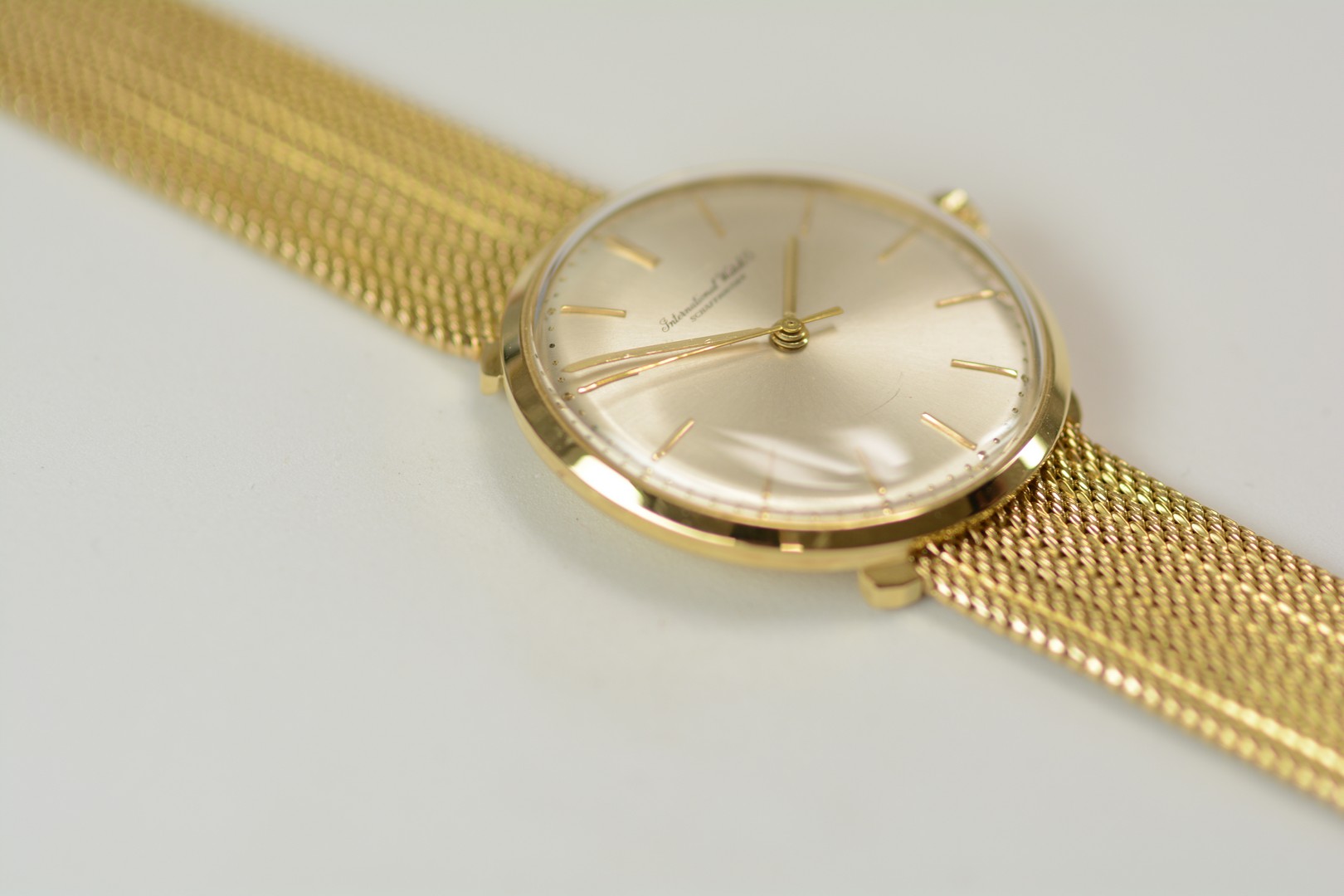 IWC / Schaffhausen - Gentlmen's Yellow gold Wrist Watch - Image 6 of 9