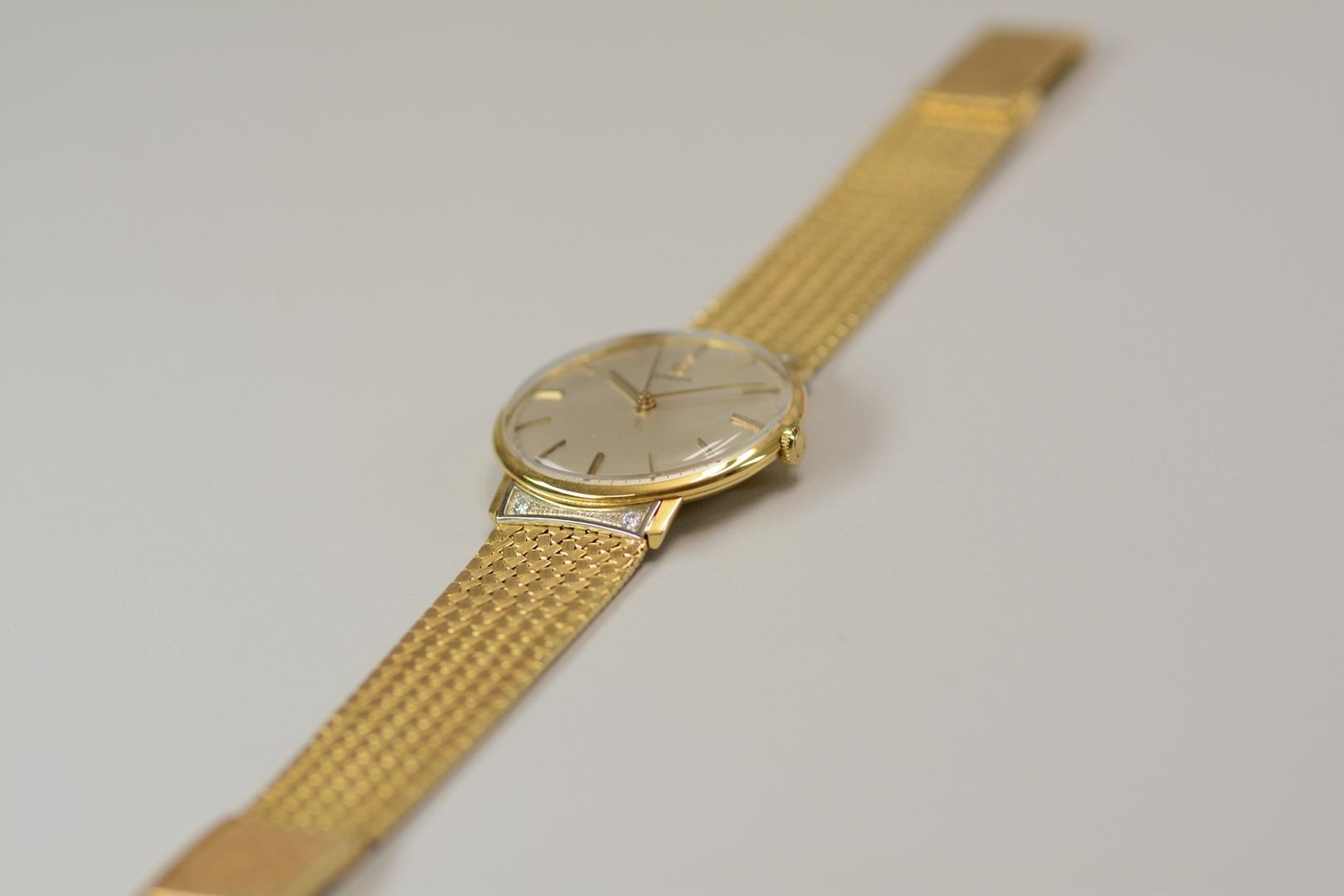 Omega / Vintage Diamond - All 18K - Gentlmen's Yellow gold Wrist Watch - Image 7 of 10