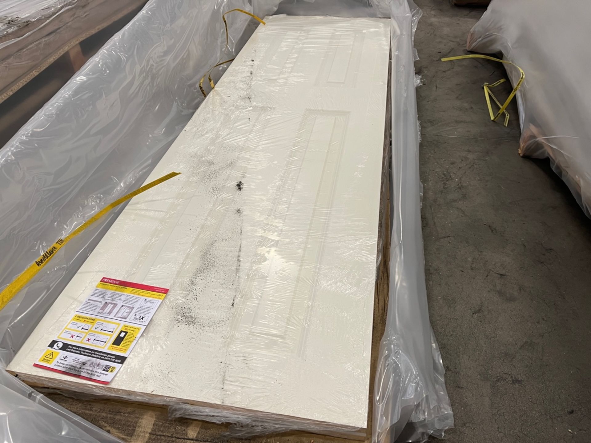 PALLET TO CONTAIN 2 X BRAND NEW PREMDOR OFF WHITE 4 PANEL WOODEN FIRE DOORS 78 X 24 X 1.7 INCHES - Image 2 of 2