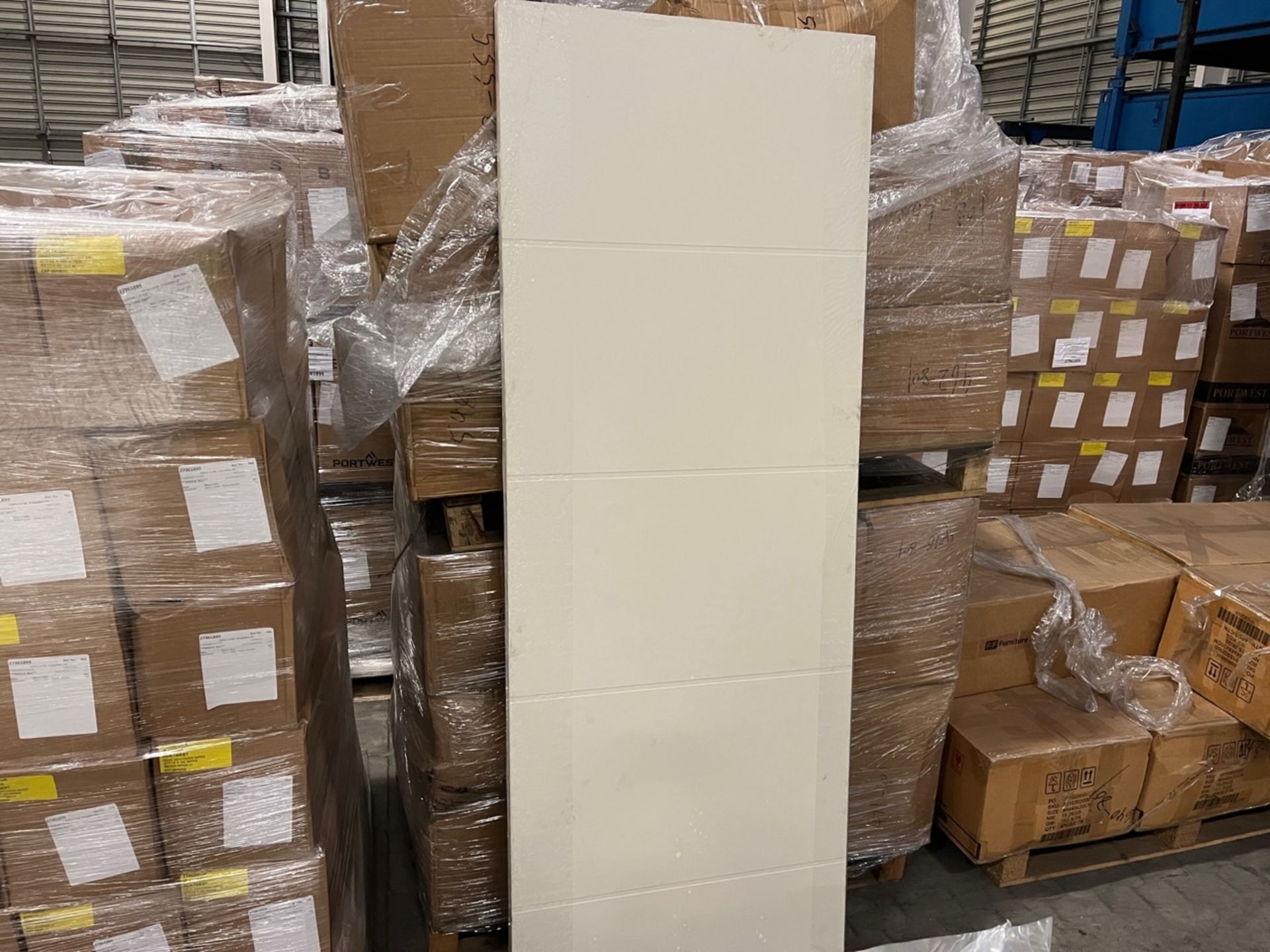 PALLET TO CONTAIN 13 X BRAND NEW VICAIMA WHITE 5 PANEL WOODEN FIRE DOORS 78 X 27 X 1.8 INCHES