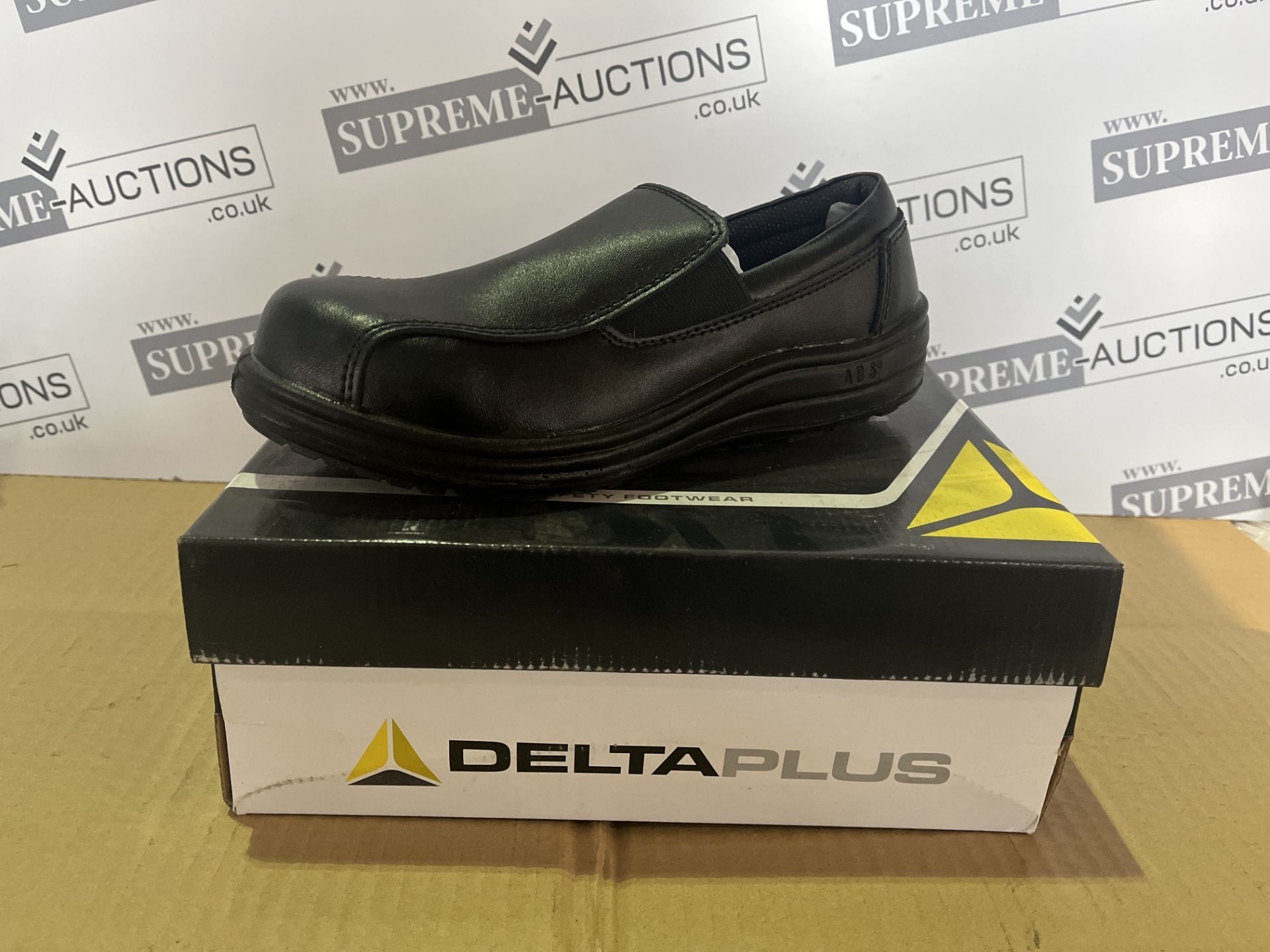 7 X BRAND NEW DELTA PLUS PROFESSIONAL WORK BOOTS SIZE 5 R16-12