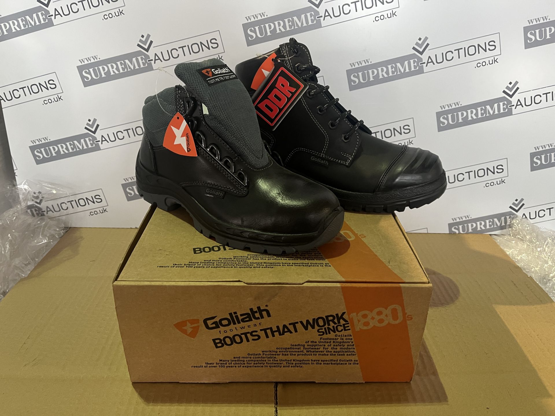 4 X BRAND NEW GOLIATH PROFESSIONAL WORK BOOTS IN VARIOUS STYLES AND SIZES R15-8