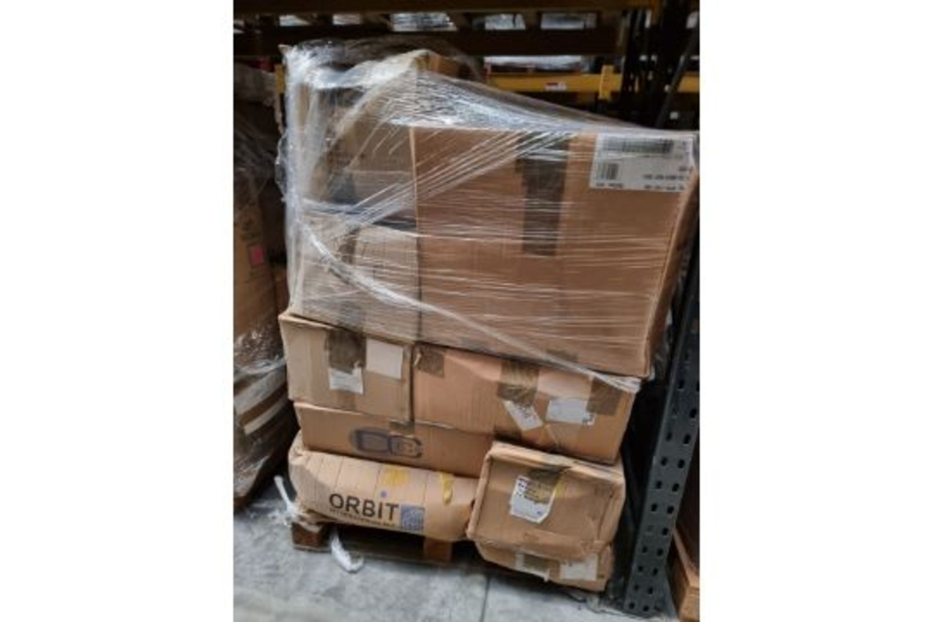 LARGE PALLET OF ASSORTED WORKWEAR STOCK. PALLETS MAY INCLUDE ITEMS SUCH AS: HI-VIZ JACKETS, HI-VIZ - Image 11 of 20