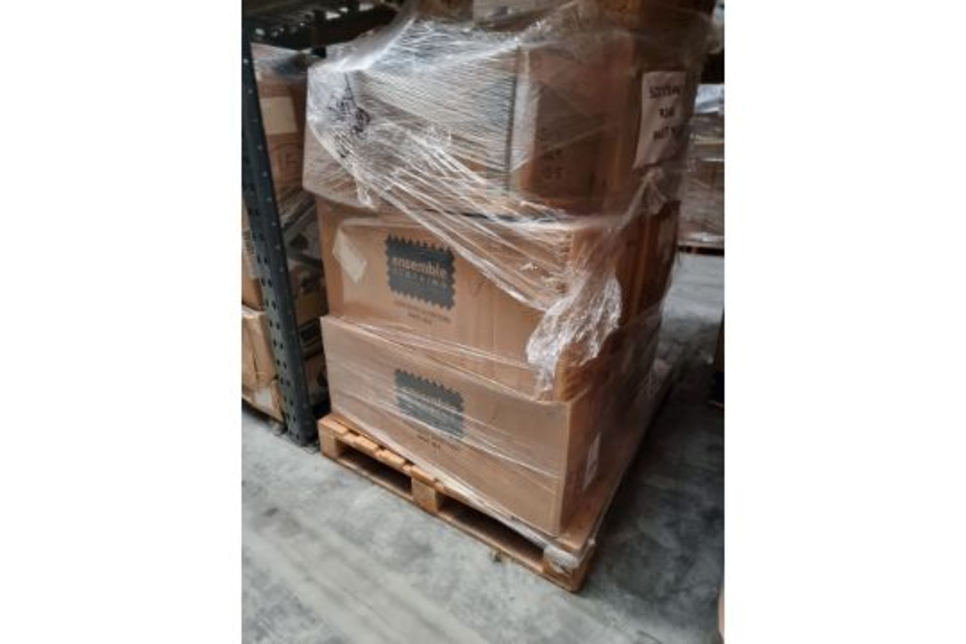 LARGE PALLET OF ASSORTED WORKWEAR STOCK. PALLETS MAY INCLUDE ITEMS SUCH AS: HI-VIZ JACKETS, HI-VIZ - Image 18 of 20