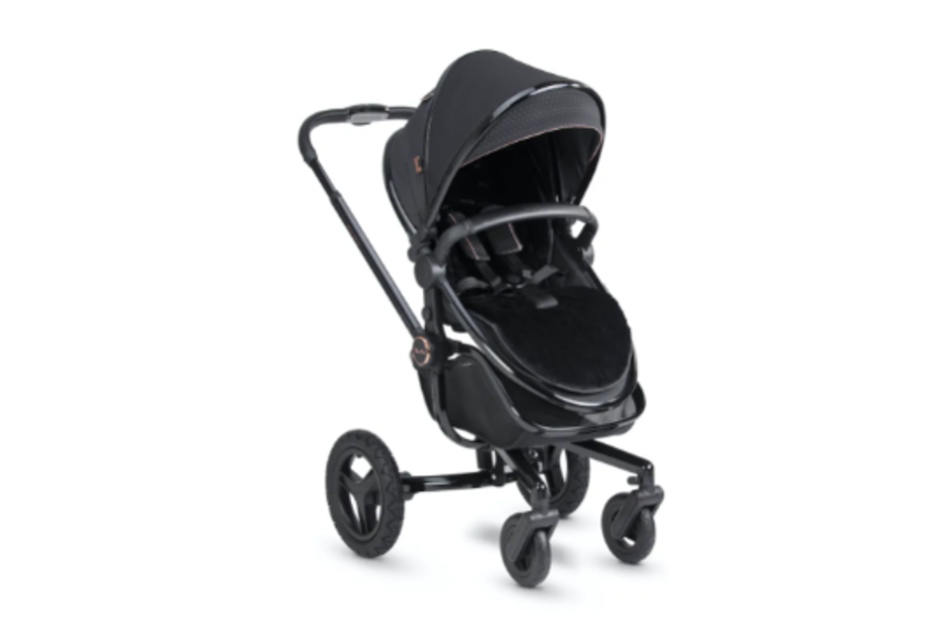 New Boxed Silver Cross Surf Pram. RRP £1,195. Surf rock Pram Includes rock Chassis