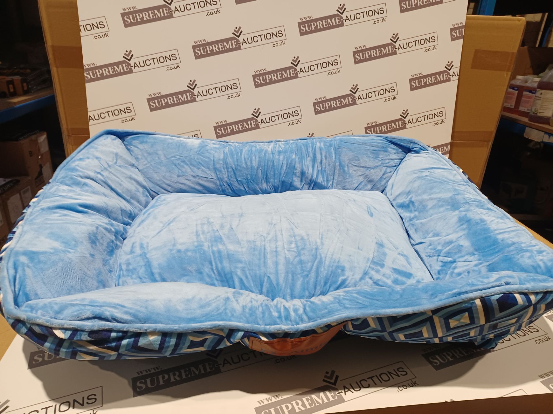 6 X BRAND NEW XL BLUE RECTANGULAR LUXURY COMFORT PET BEDS S1RA