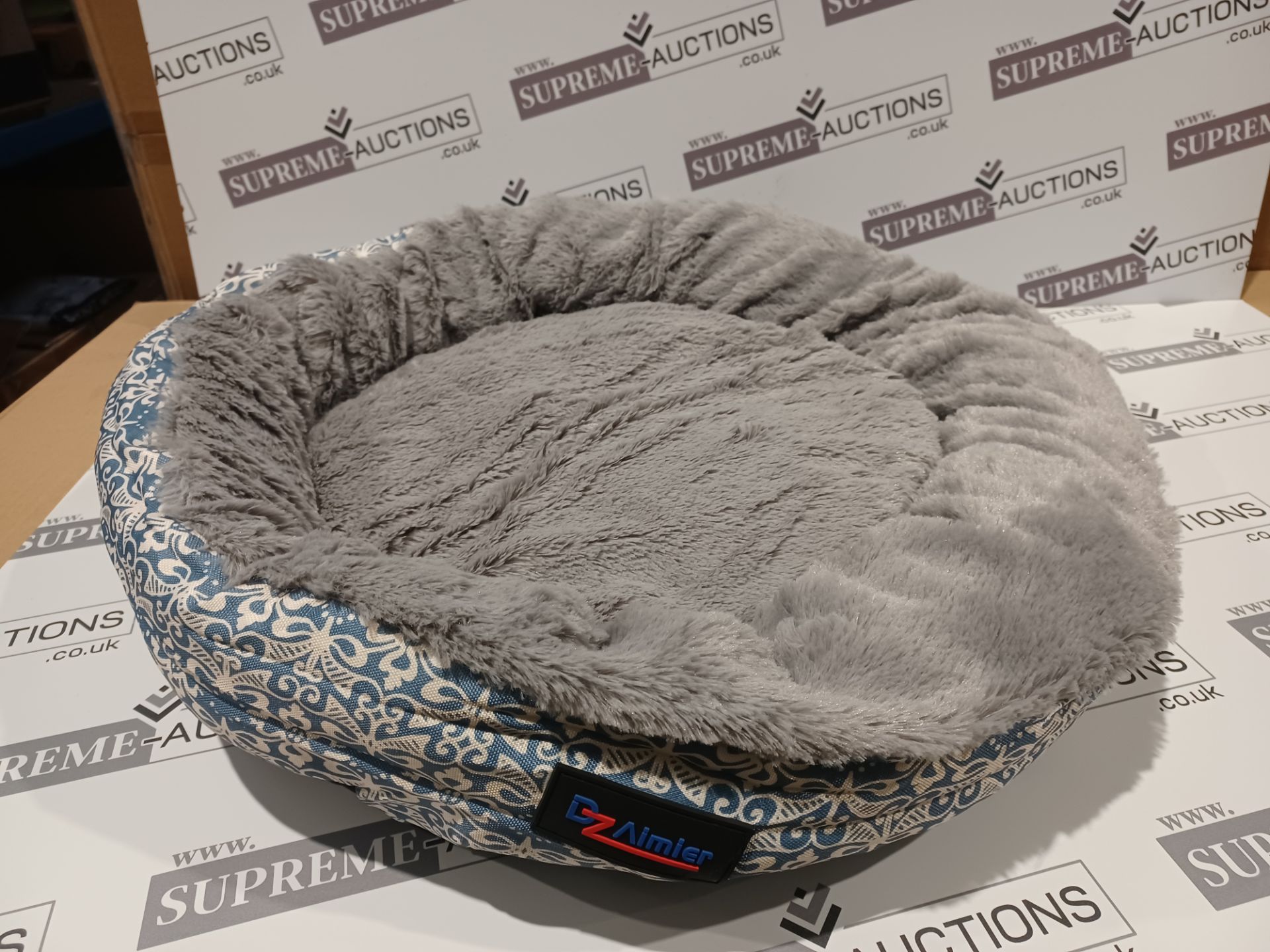 5 X BRAND NEW BLUE AND GREY ROUND LUXURY COMFORT PET BEDS S1RA