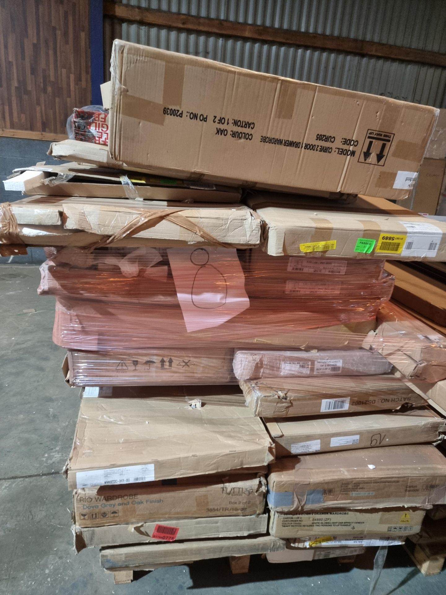 large wayfair pallet containing a large number of different wardrobes, singles, doubles and triples - Image 2 of 2