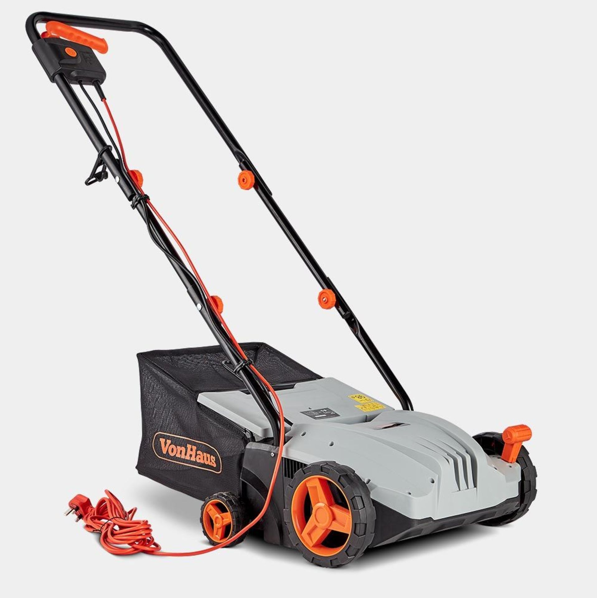 1300w Lawn Moss Rake. - BI. This 1300W electric rake is the easy way to clear your lawn of moss,