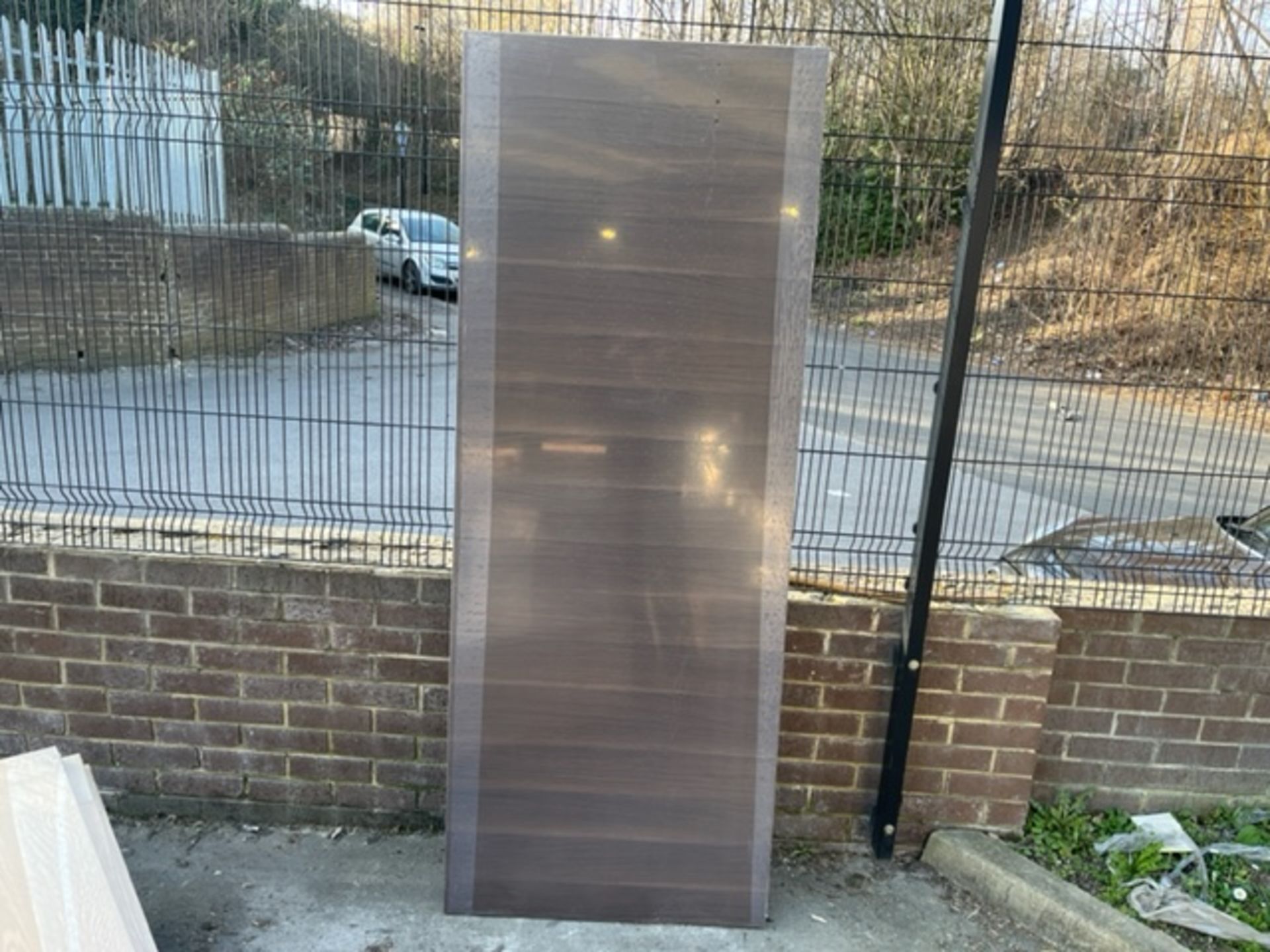 PALLET TO CONTAIN 5 X BRAND NEW VICAIMA 3D HORIZONTAL DARK CEDAR WOODEN FIRE DOORS 762 X 1981 X