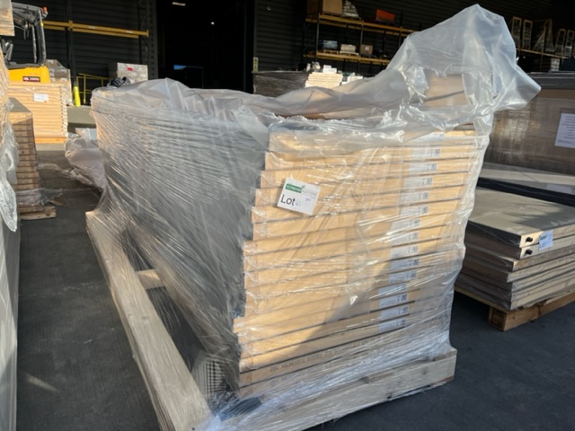 PALLET TO CONTAIN 19 X BRAND NEW VICAIMA 3D GREY SOLID WOODEN DOORS 686 X 1981 X 25MM - Image 2 of 2