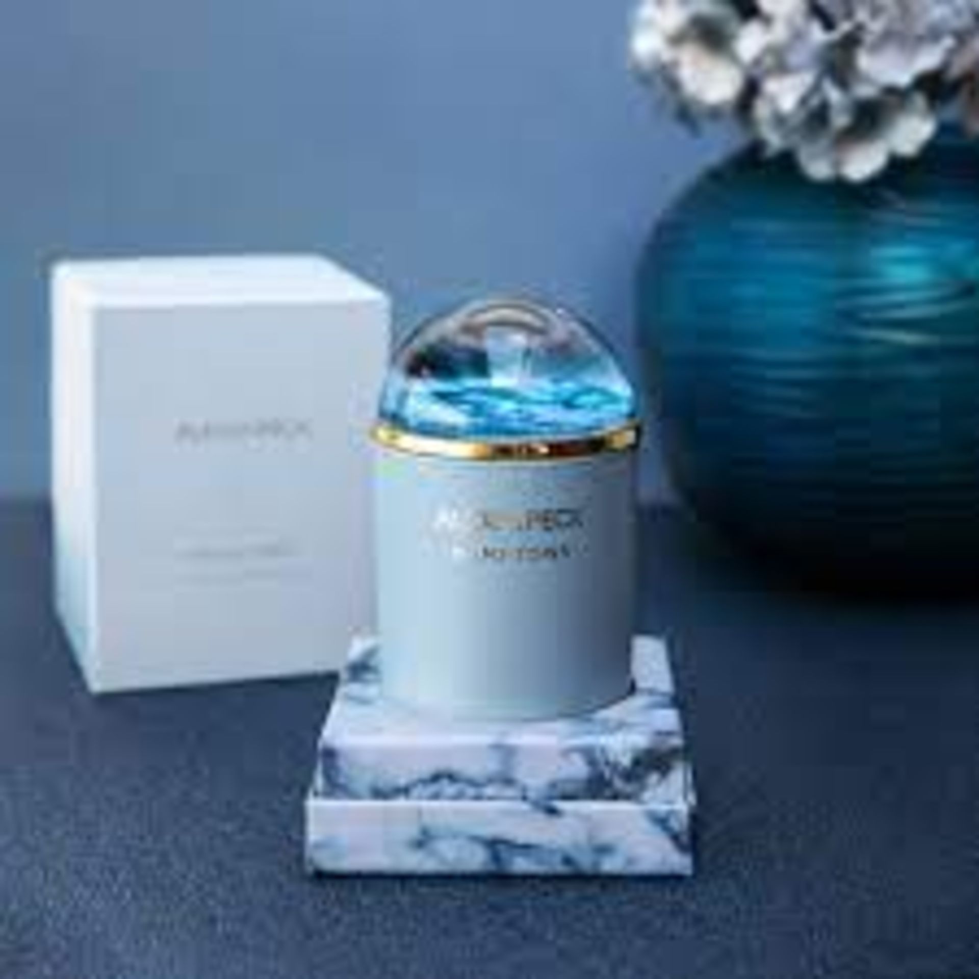 3 X BRAND NEW ALEXIA PECK HAMPTONS CANDLE AND PAPERWEIGHT HONEYSUCKLE AND PEAR RRP £95 EACH
