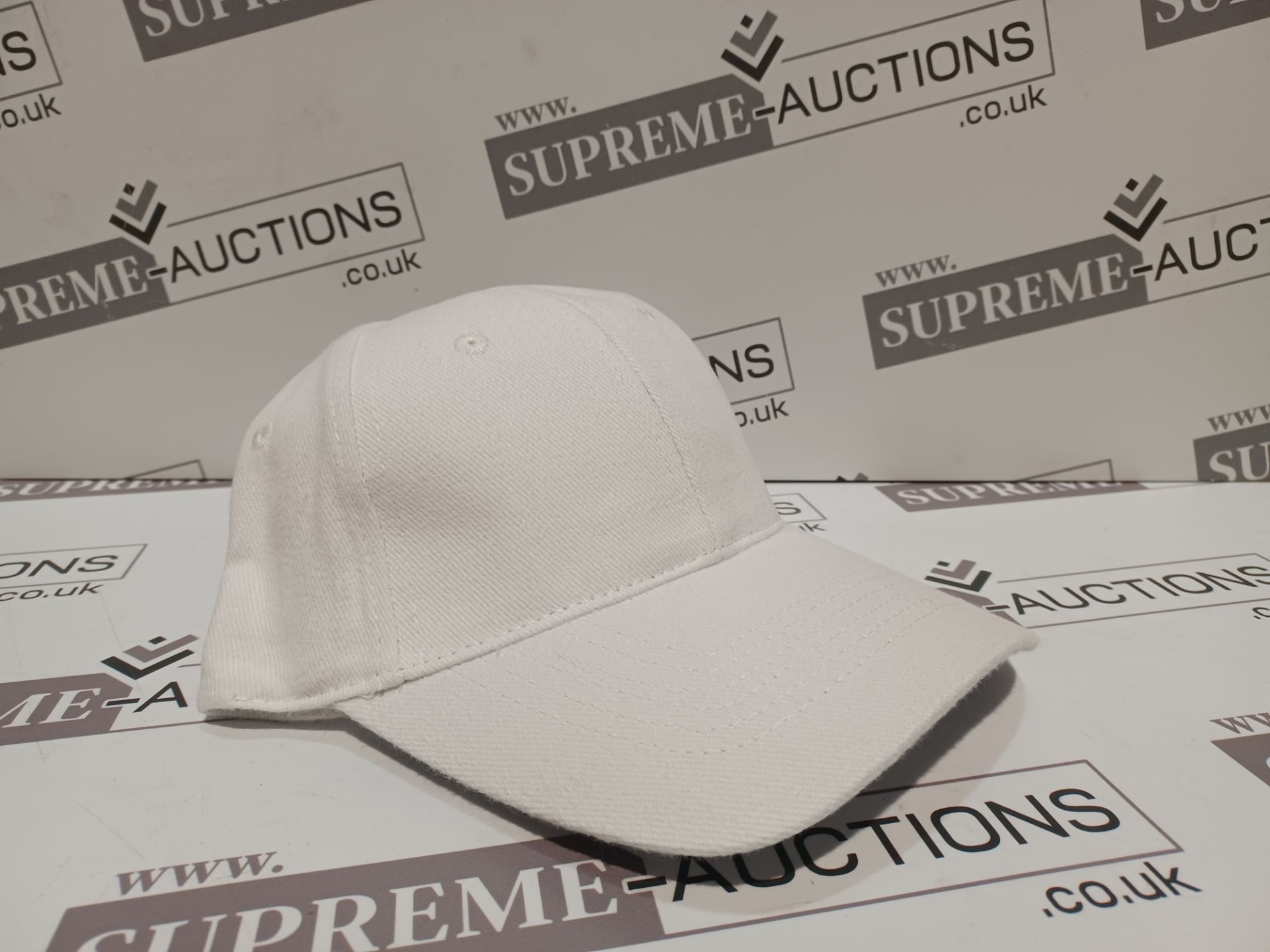 96 X BRAND NEW WHITE COTTON BASEBALL CAPS R12-11