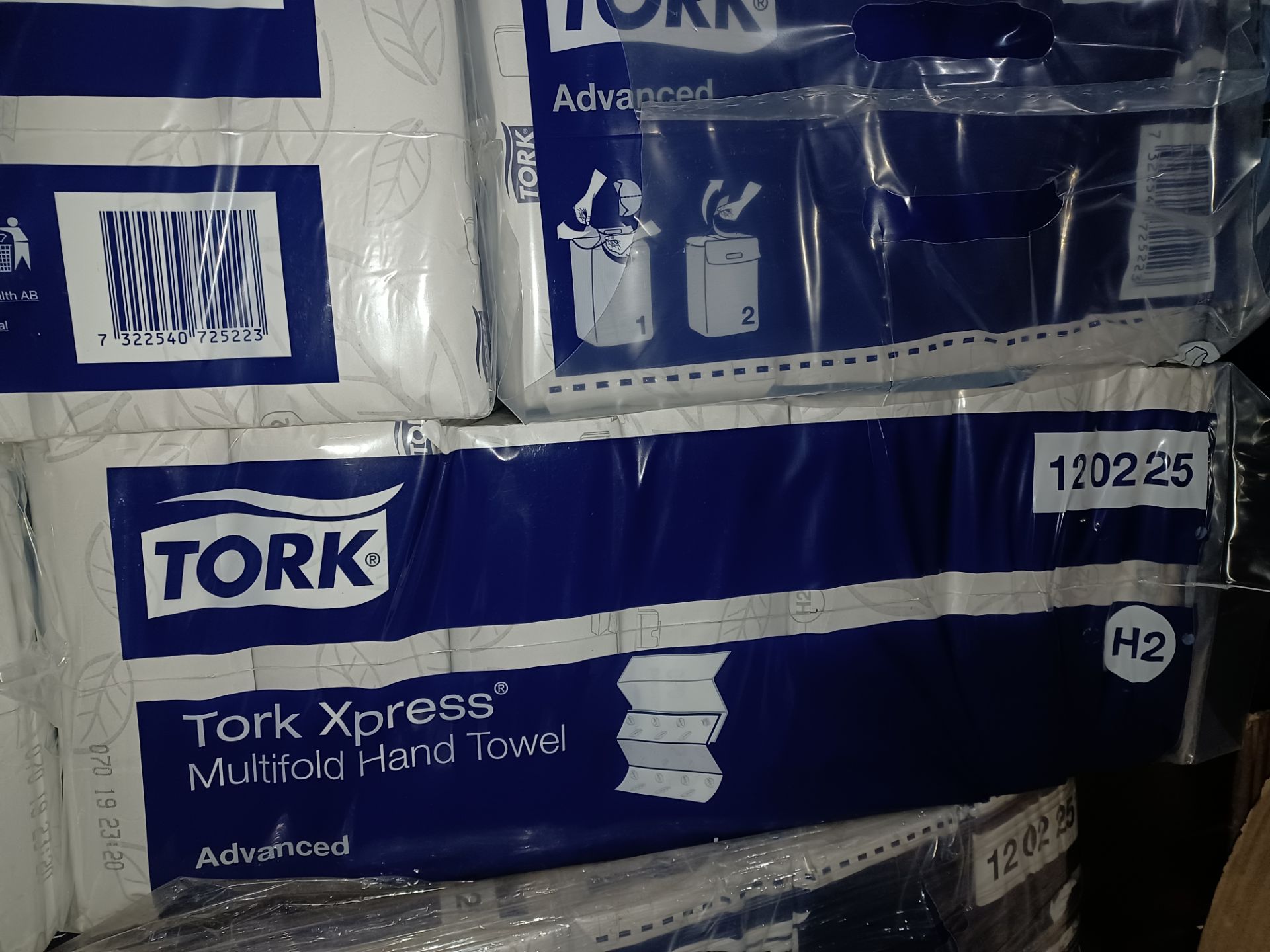 5 X BRAND NEW TORK XPRESS MULTIFOLD HAND TOWELS 120225 RRP £70 EACH R10-12