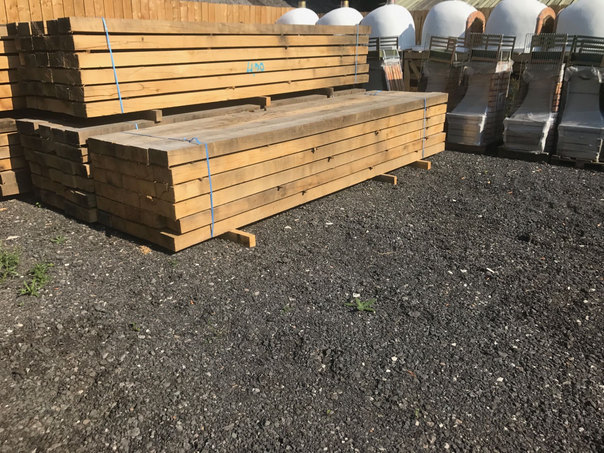 PACK 30 X 4.0 METER LONG 8X4INCH OAK BEAMS