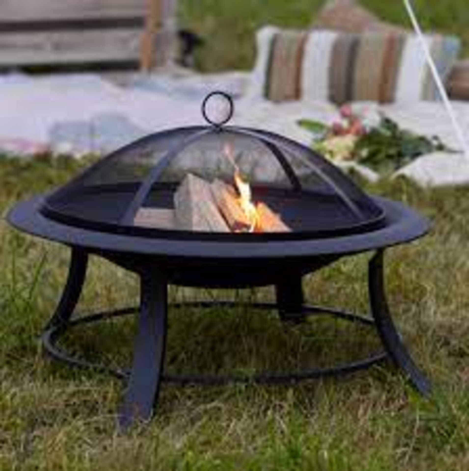 New Boxed STEEL FIRE PIT BOWL WITH MESH LID & COOKING GRILL. This stylish steel fire pit bowl