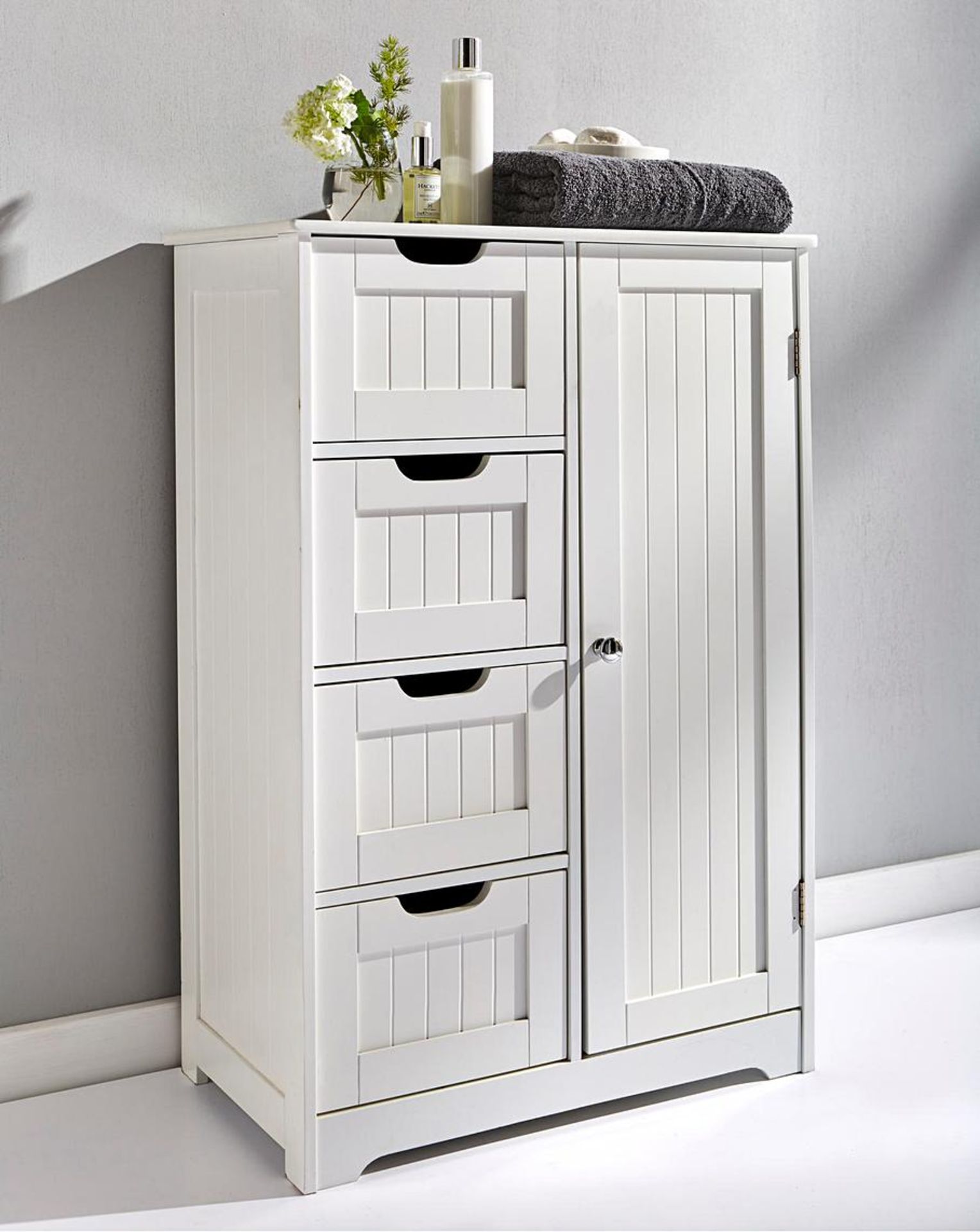 New England Storage Cabinet. - SR4. Great value, easy to assemble shaker-style bathroom furniture.