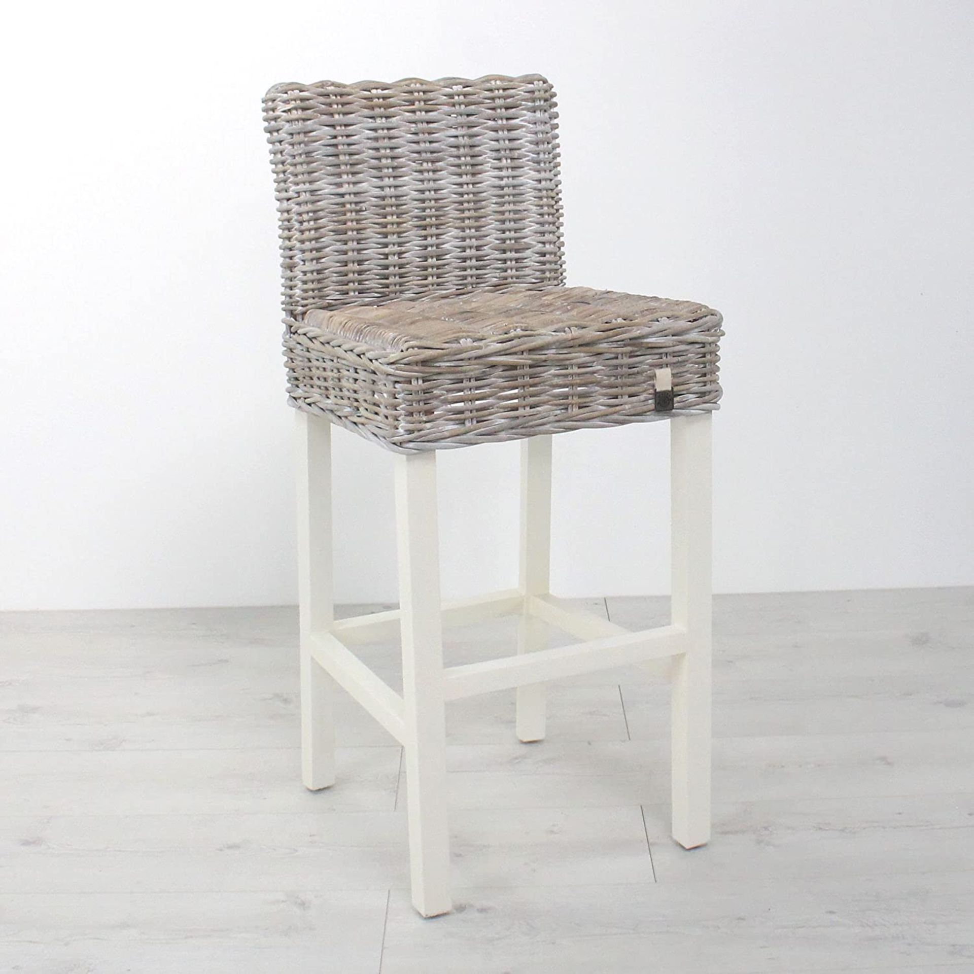 NEW & BOXED 2x Maine Furniture Co. Key Largo Whitewashed Kubu Rattan Breakfast Bar Stool. RRP £278.