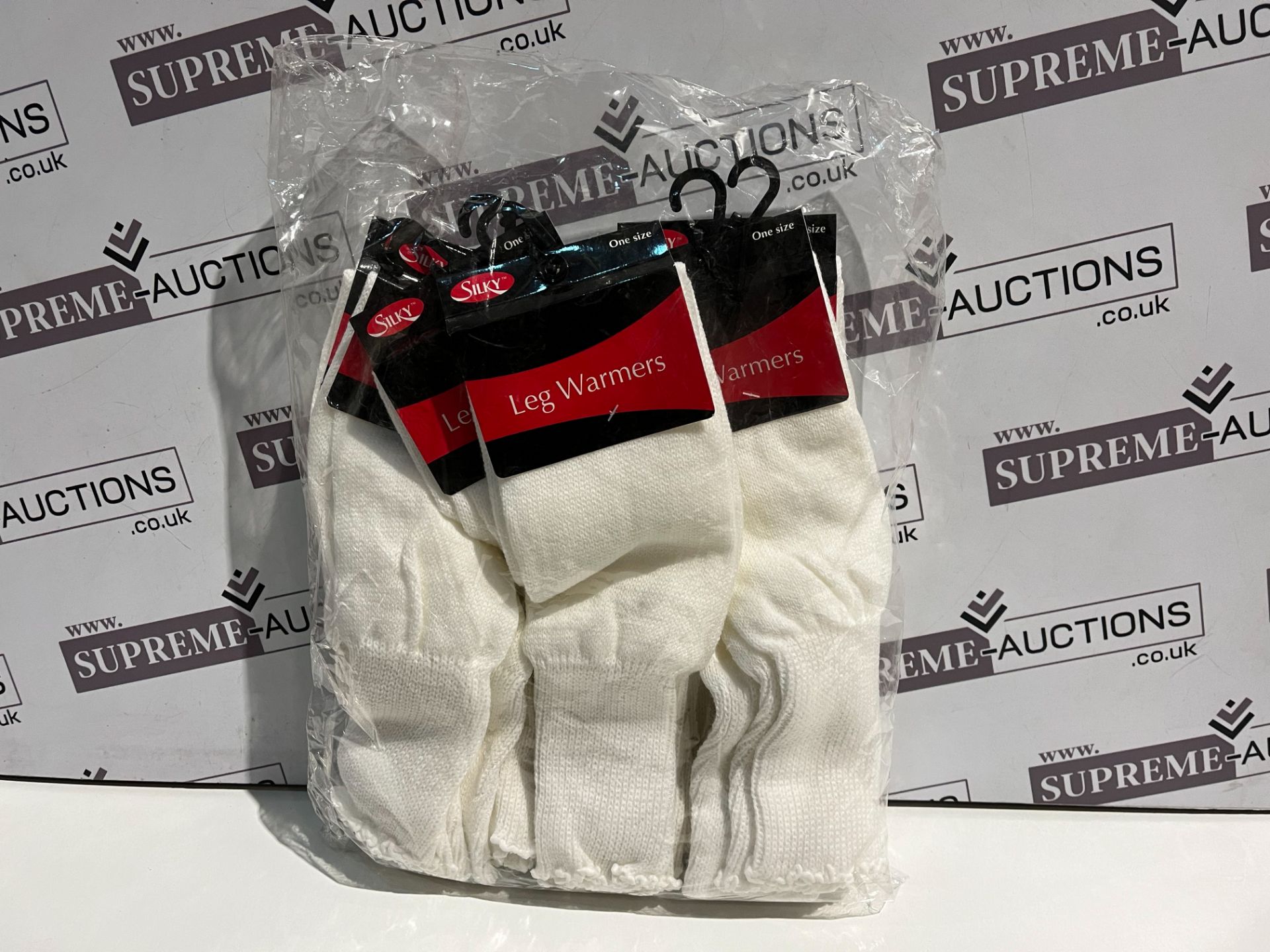 120 X BRAND NEW PAIRS OF WHITE LEG WARMERS R12-4