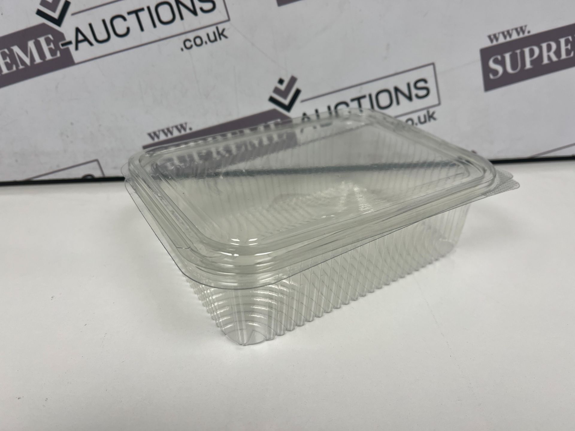 1200 X BRAND NEW PLASTIC TAKEAWAY CONTAINERS R10-2