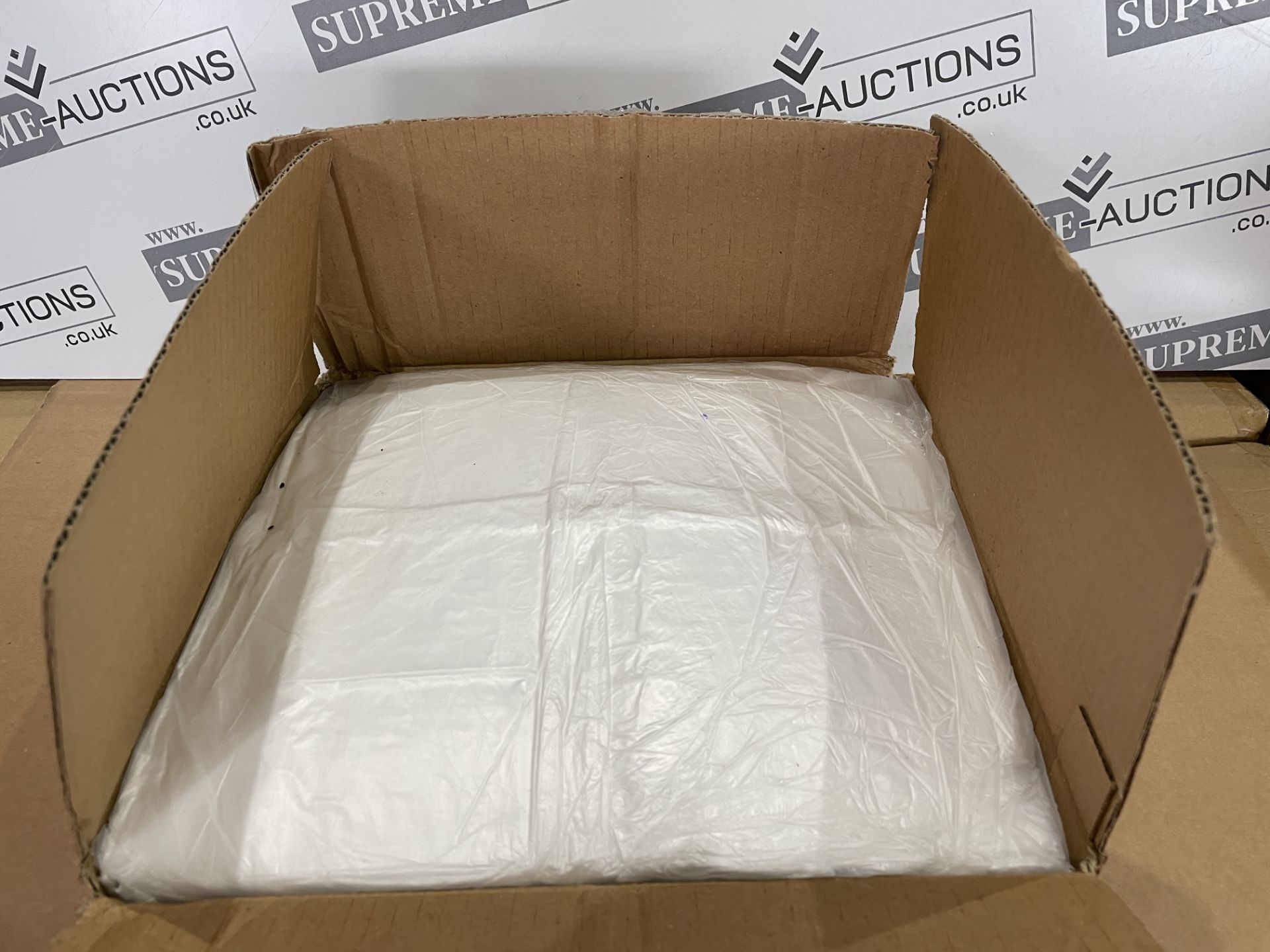 12 X BRAND NEW PACKS OF 1000 15L WHITE PEDAL BIN LINERS R16-10