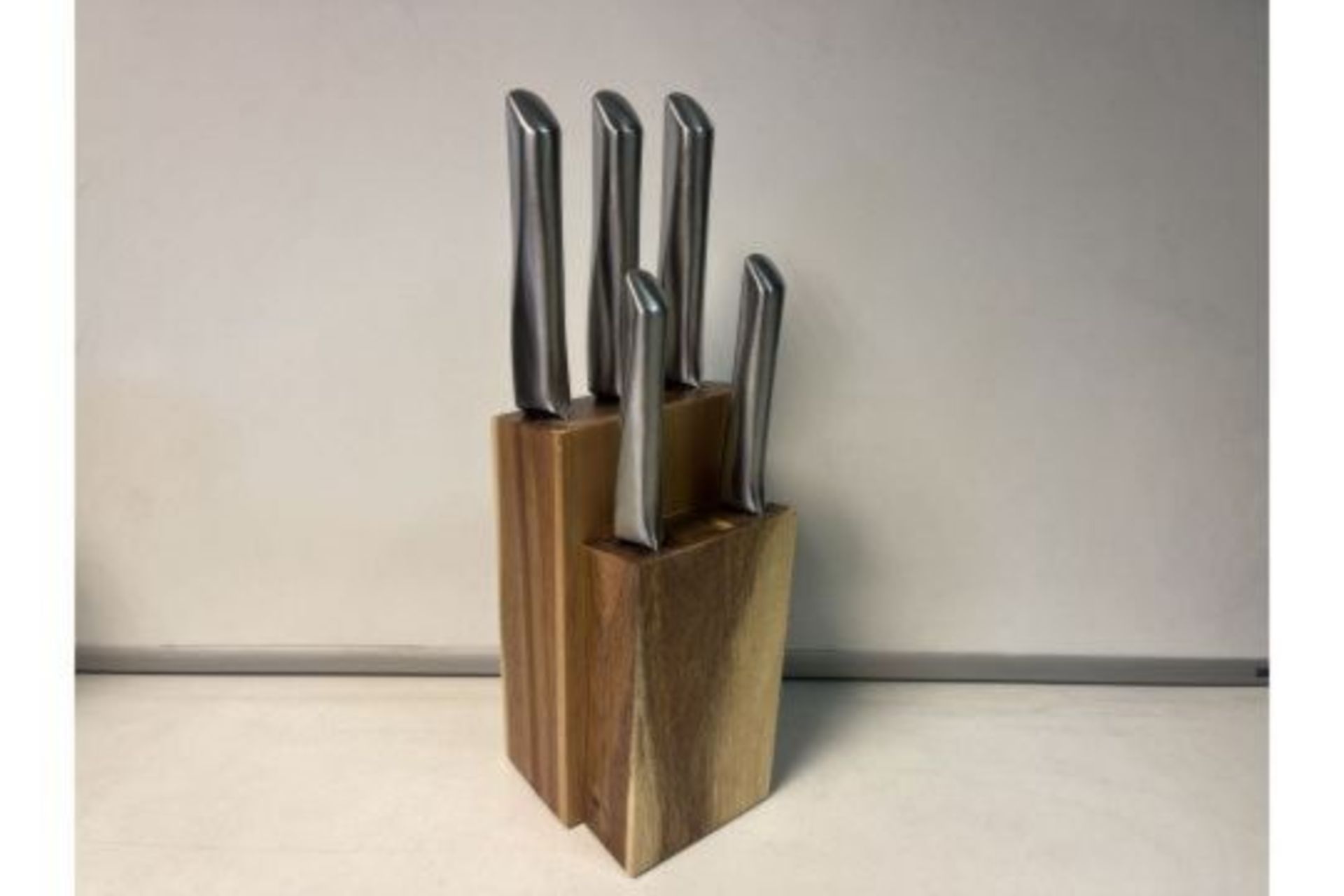 2 X BRAND NEW LUXURY 5 PIECE STAINLESS STEEL ACACIA WOOD KNIFE BLOCK SETS R13.5RACK