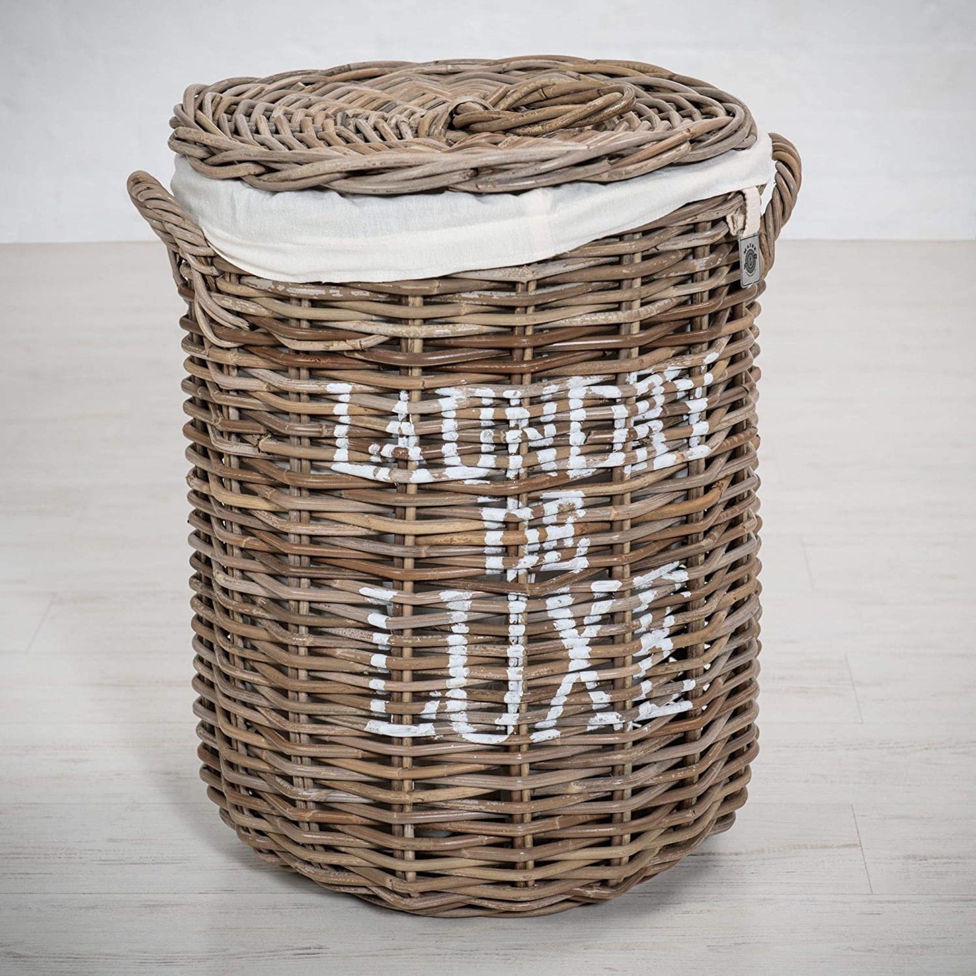 New & Boxed Maine Furniture Co Laundry Basket, Natural Rattan, 55 x 40 x 40 cm. (SR5). (SKU: - Image 5 of 5