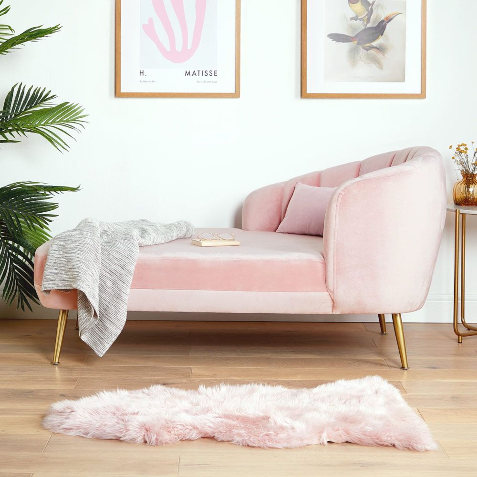 Pink Velvet Chaise Longue with Metal Legs. RRP £449.99. (REF322 -ROW3) Introduce our Pink Chaise