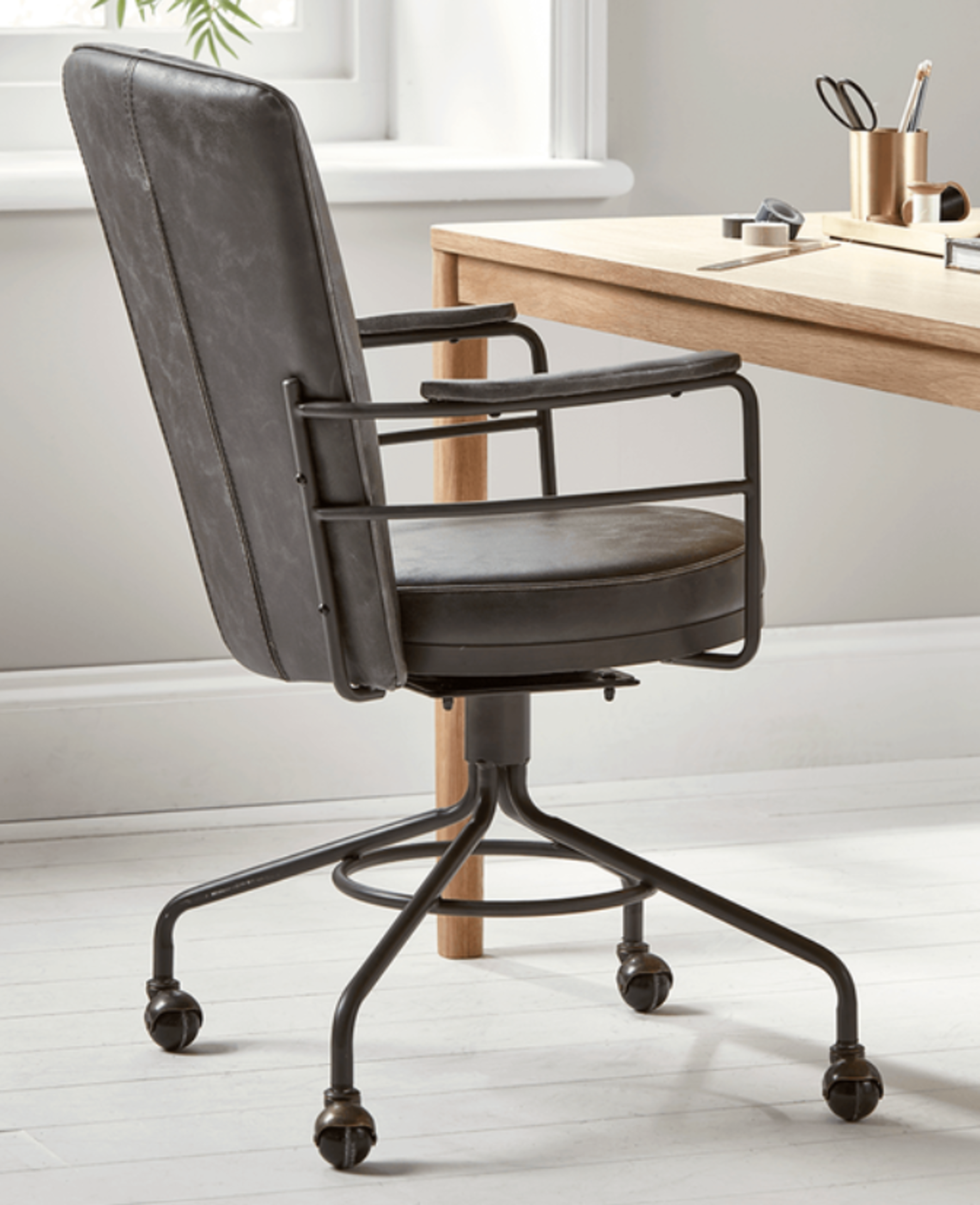 Cox & Cox Industrial Style Office Chair - Grey. RRP £375.00. - SR6. With a bold metal frame and - Image 2 of 2