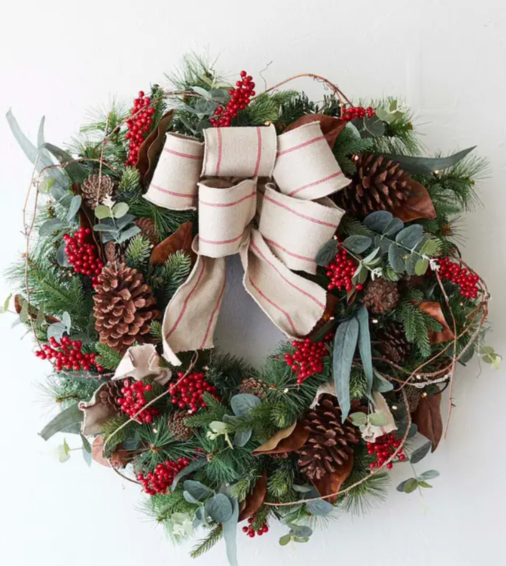 BH (The worlds leading Christmas Trees) Farmhouse Foliage. - BI. RRP £249.00. Bring rustic