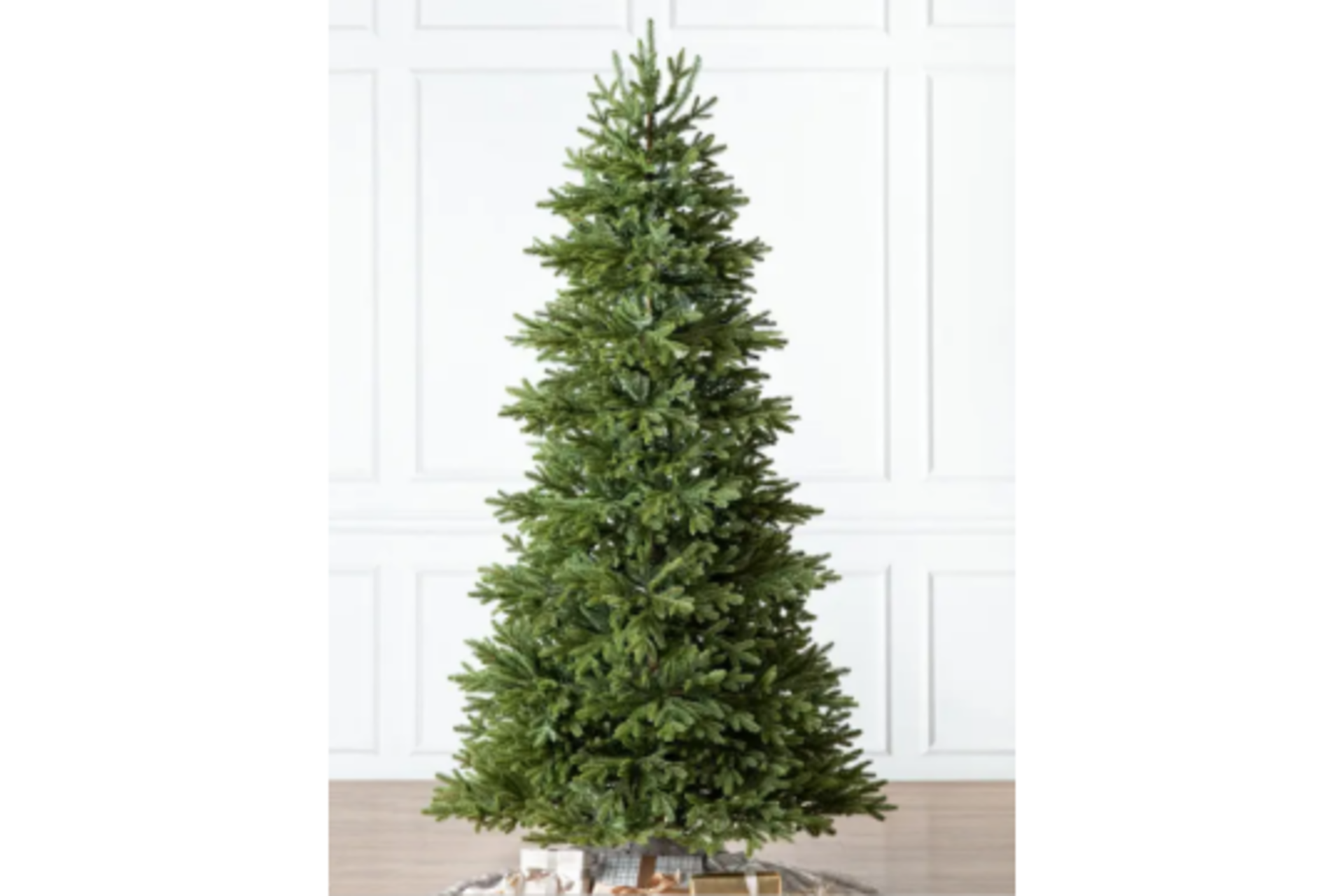 BH (The worlds leading Christmas Trees) BH Norway Spruce. - BI. RRP £679.00. Celebrate Christmas