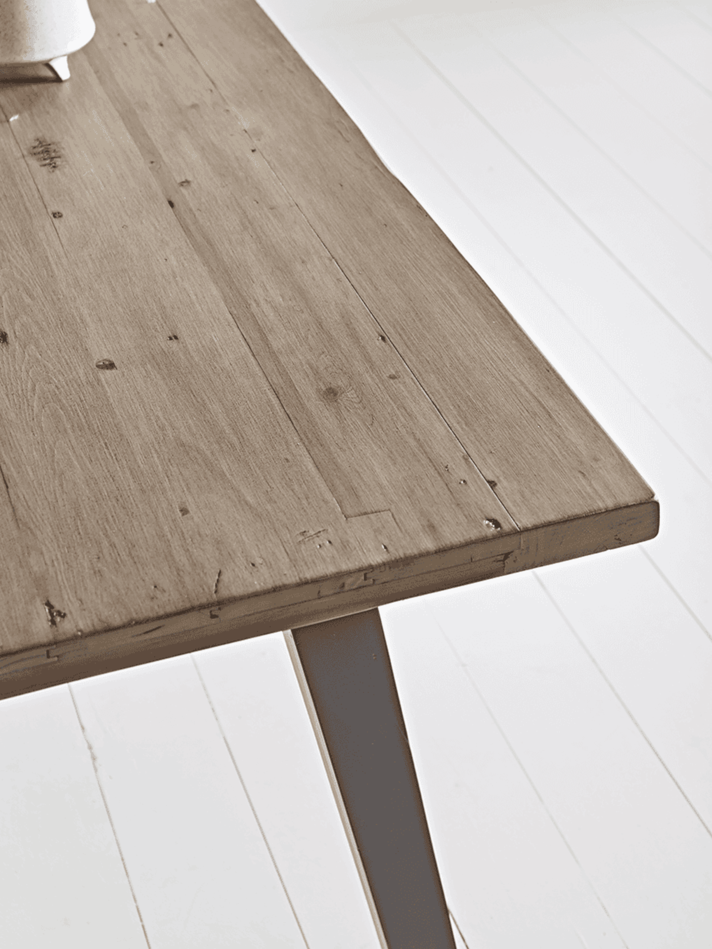 Salcombe Dining Table - Rectangular. RRP £725.00. - SR3. The natural warmth and patterning of the - Image 2 of 2